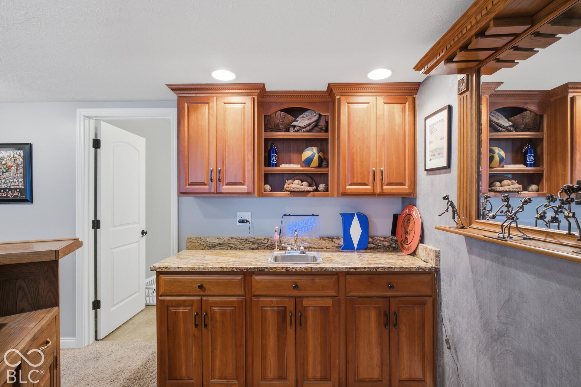 2532 Woodland Farms Drive, Columbus, IN 47201