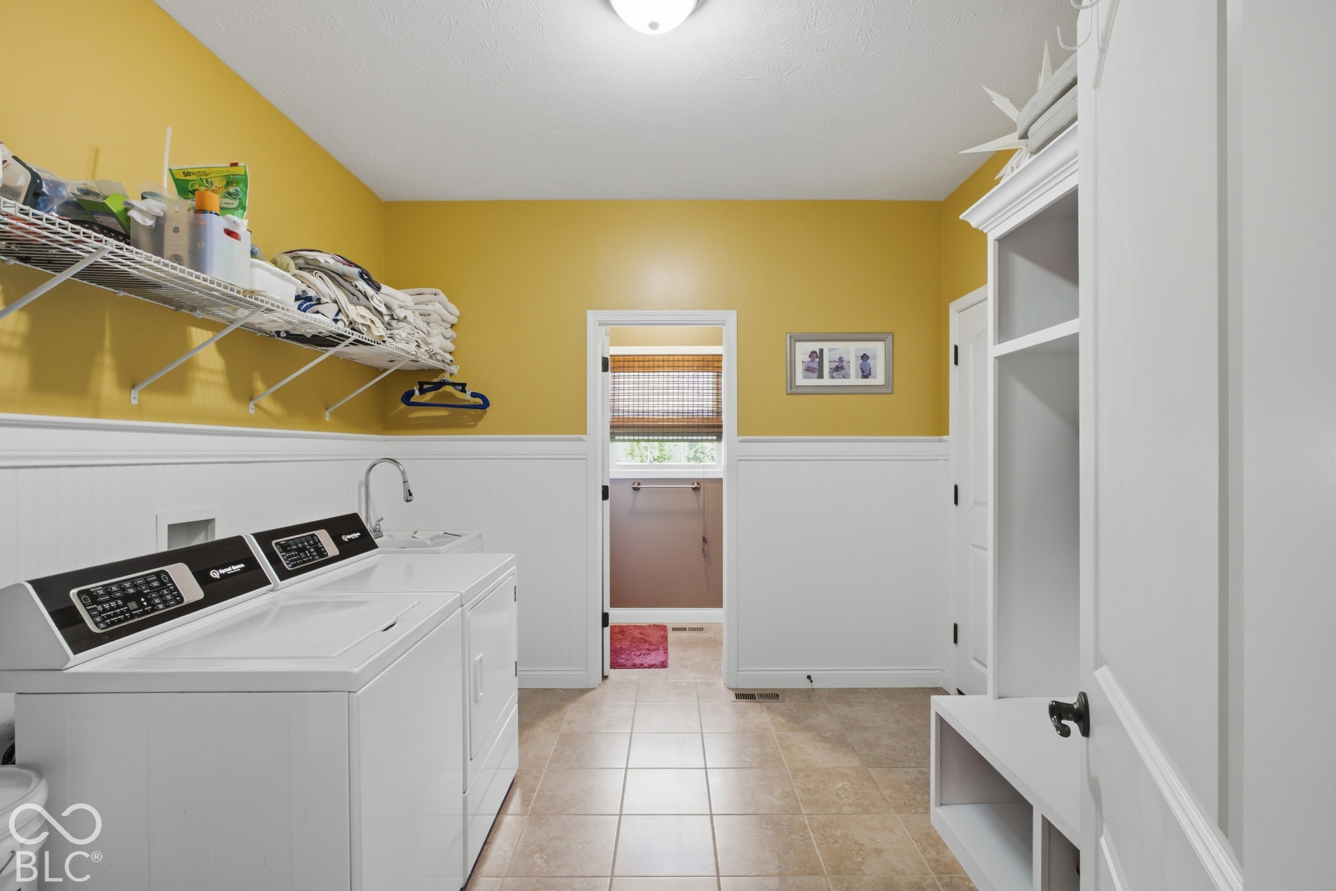 2532 Woodland Farms Drive, Columbus, IN 47201
