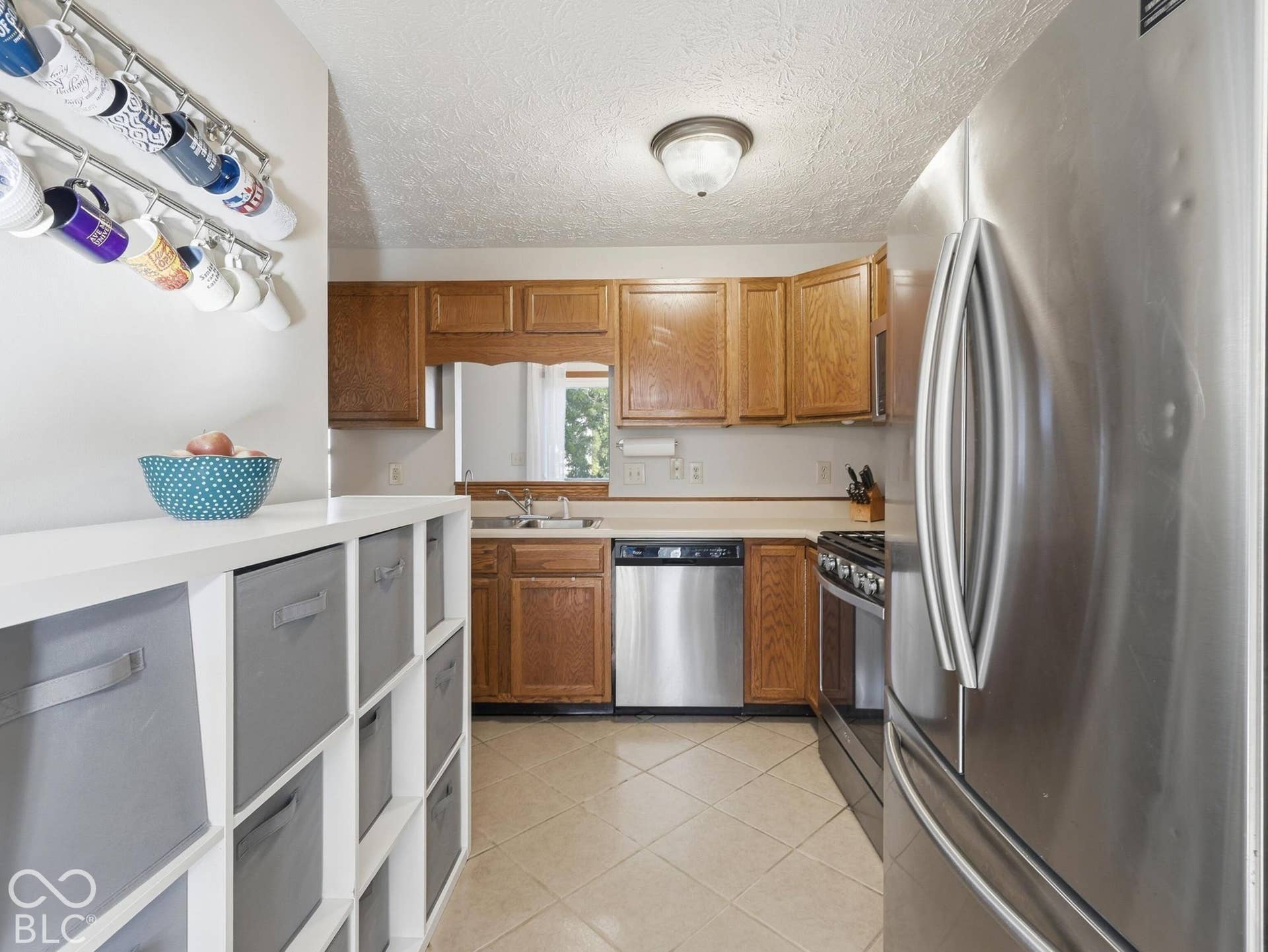 6725 Wimbledon Drive, Zionsville, IN 46077