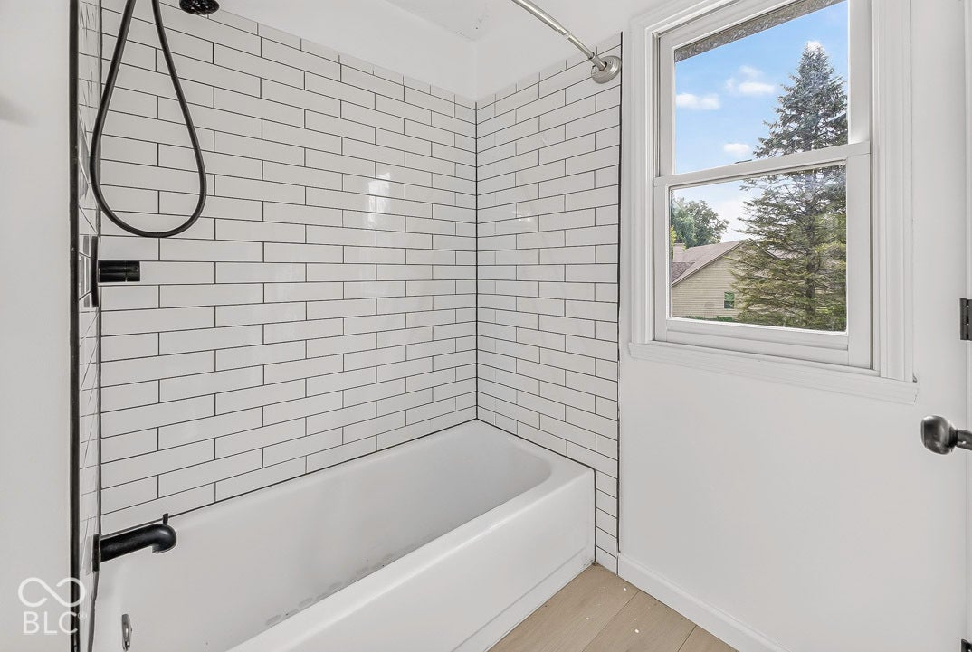 6743 Bluffgrove Drive, Indianapolis, IN 46278 6743 Bluffgrove Drive, Indianapolis, IN 46278