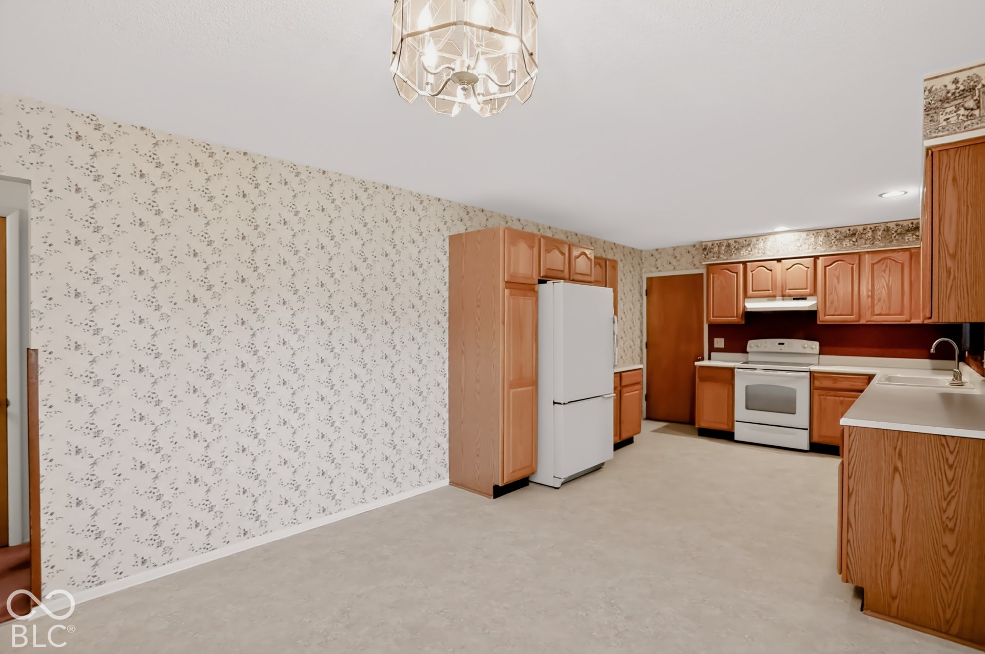 1803 W Northfield Drive, Muncie, IN 47304