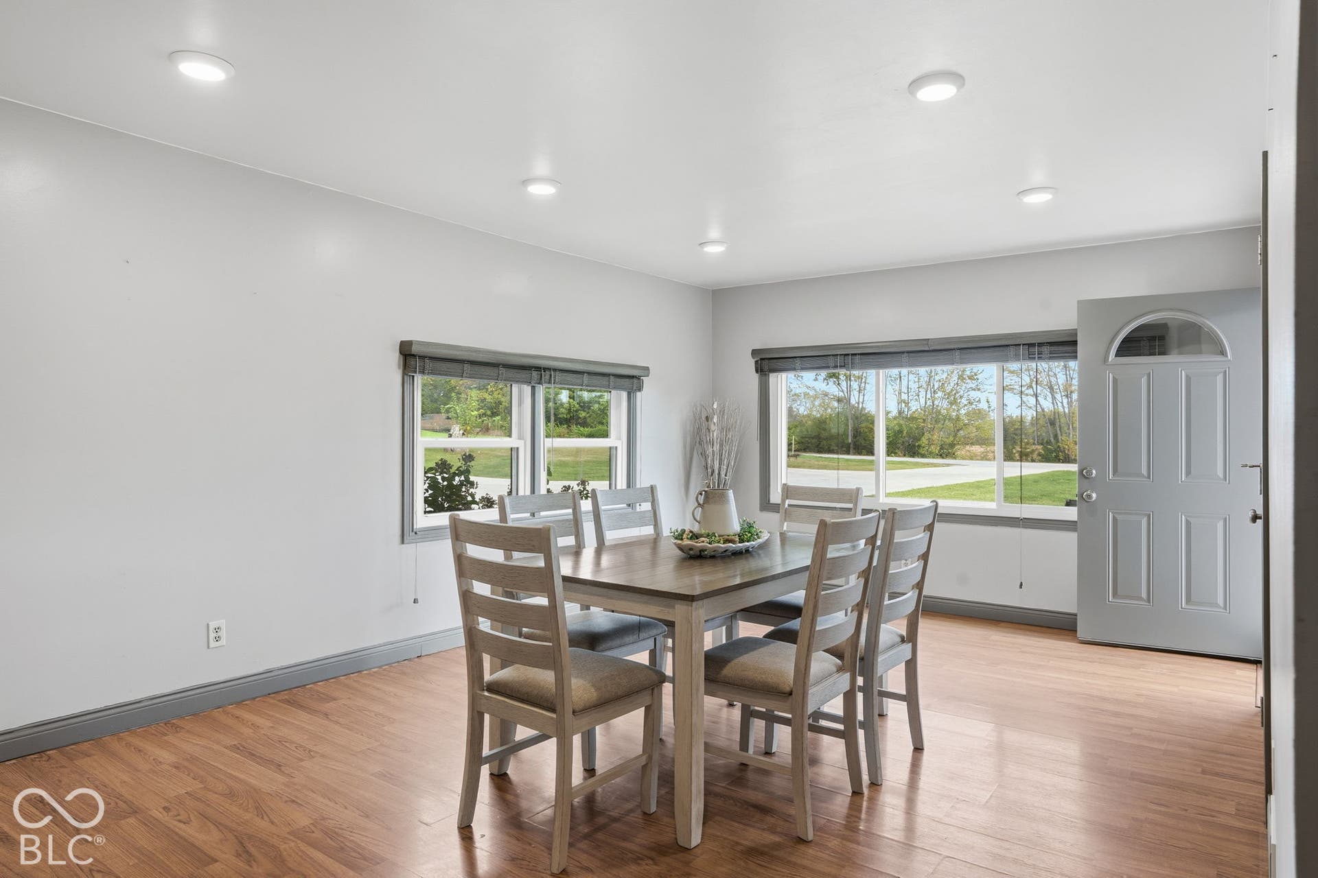 4937 E Edgewood, Indianapolis, IN 46237 Bright dining space inside a rare Indianapolis acreage property designed for buyers who want room for horses without giving up city convenience.