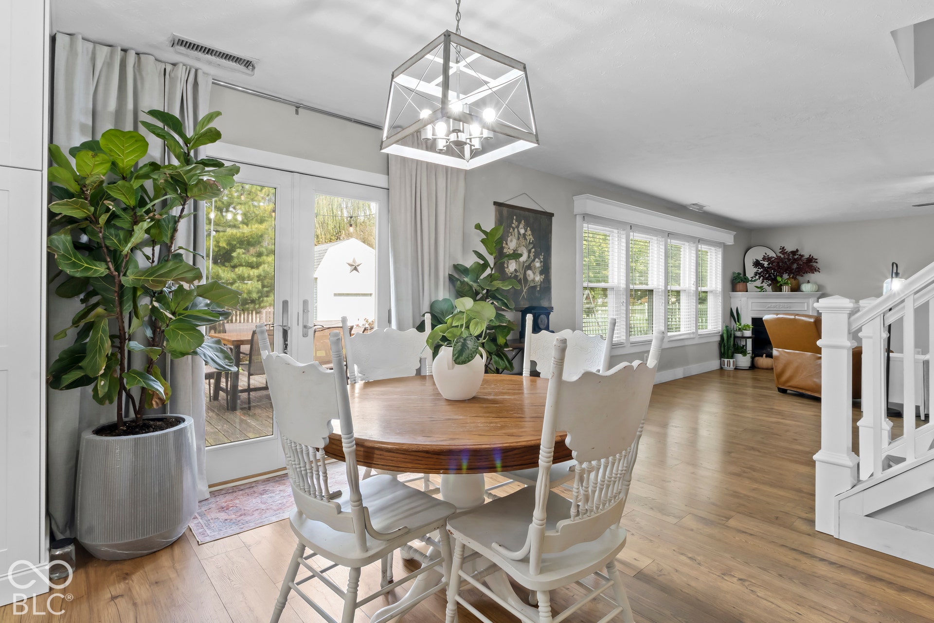 Breakfast Room