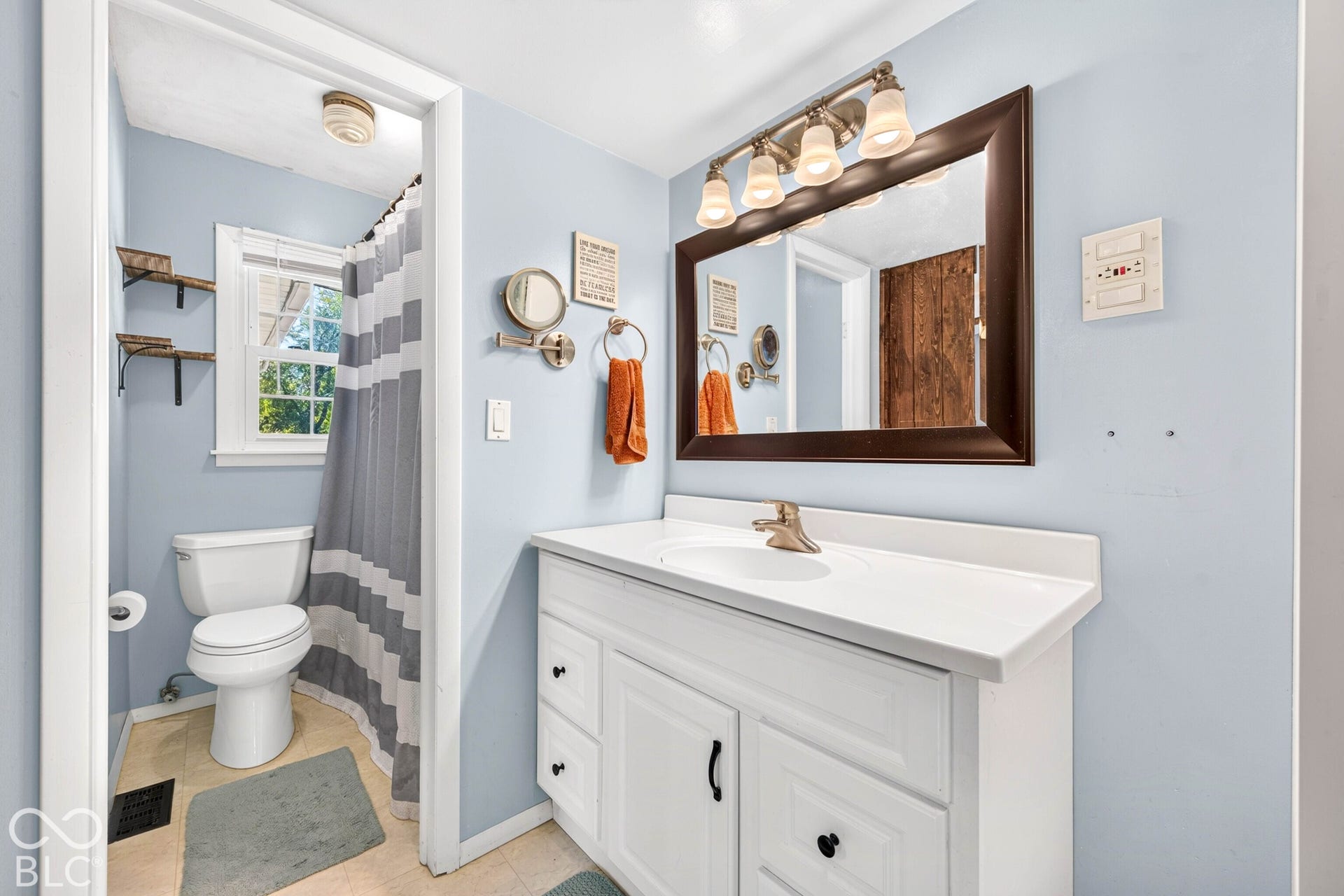 1080 Holly Drive, Seymour, IN 47274 1080 Holly Drive, Seymour, IN 47274