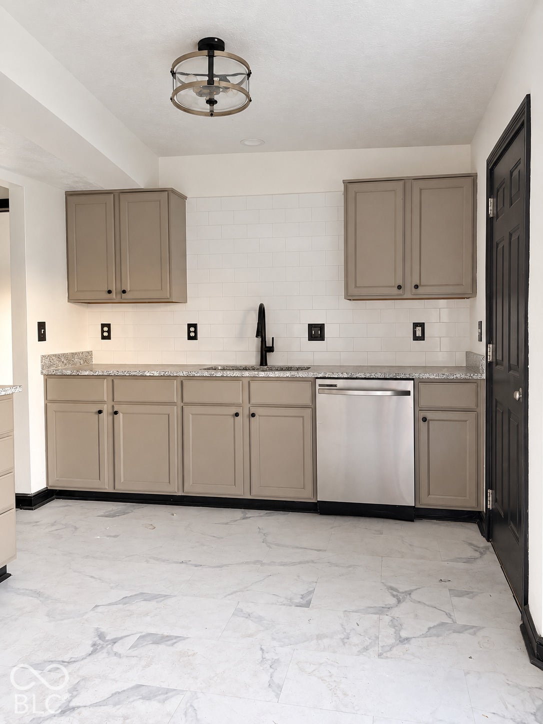 9905 Alexia Drive, Indianapolis, IN 46236 9905 Alexia Drive, Indianapolis, IN 46236