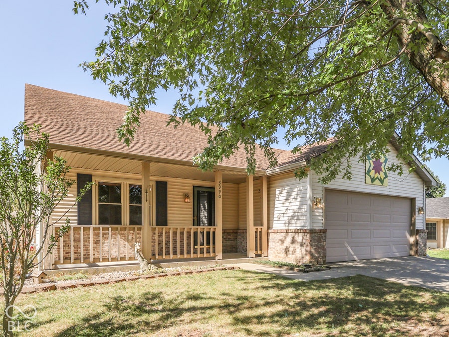 Property photo for 3990 Leslie Court, Franklin, IN