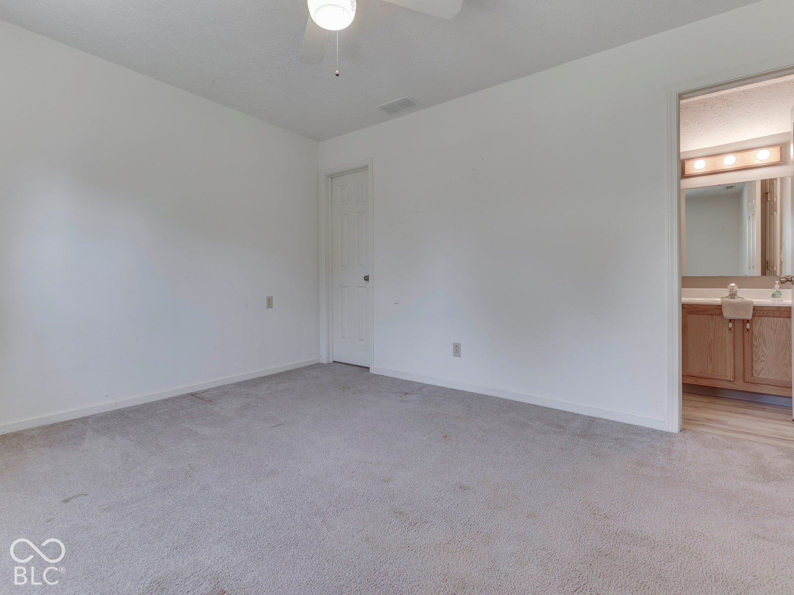 3990 Leslie Court, Franklin, IN 46131