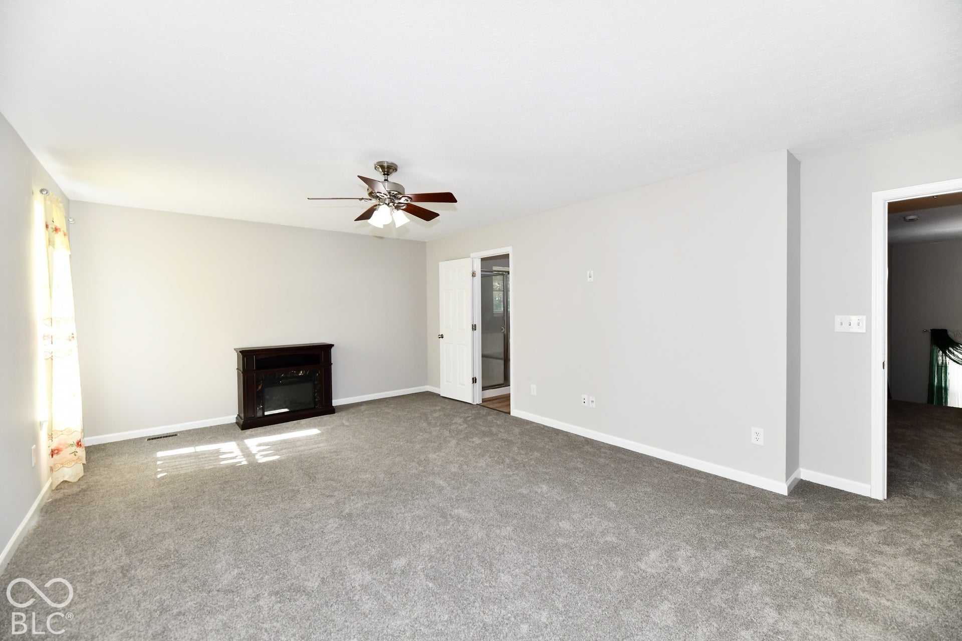 8020 Retreat Lane, Indianapolis, IN 46259