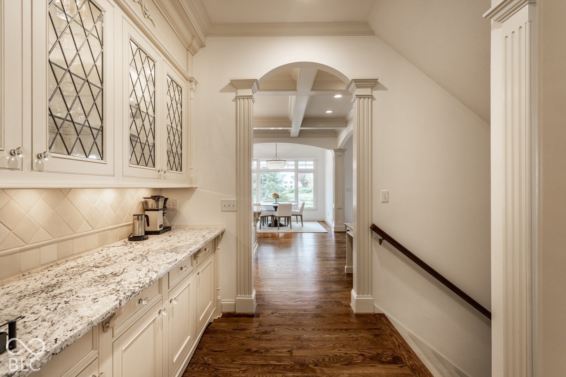 2 Stone Wall Lane, Zionsville, IN 46077