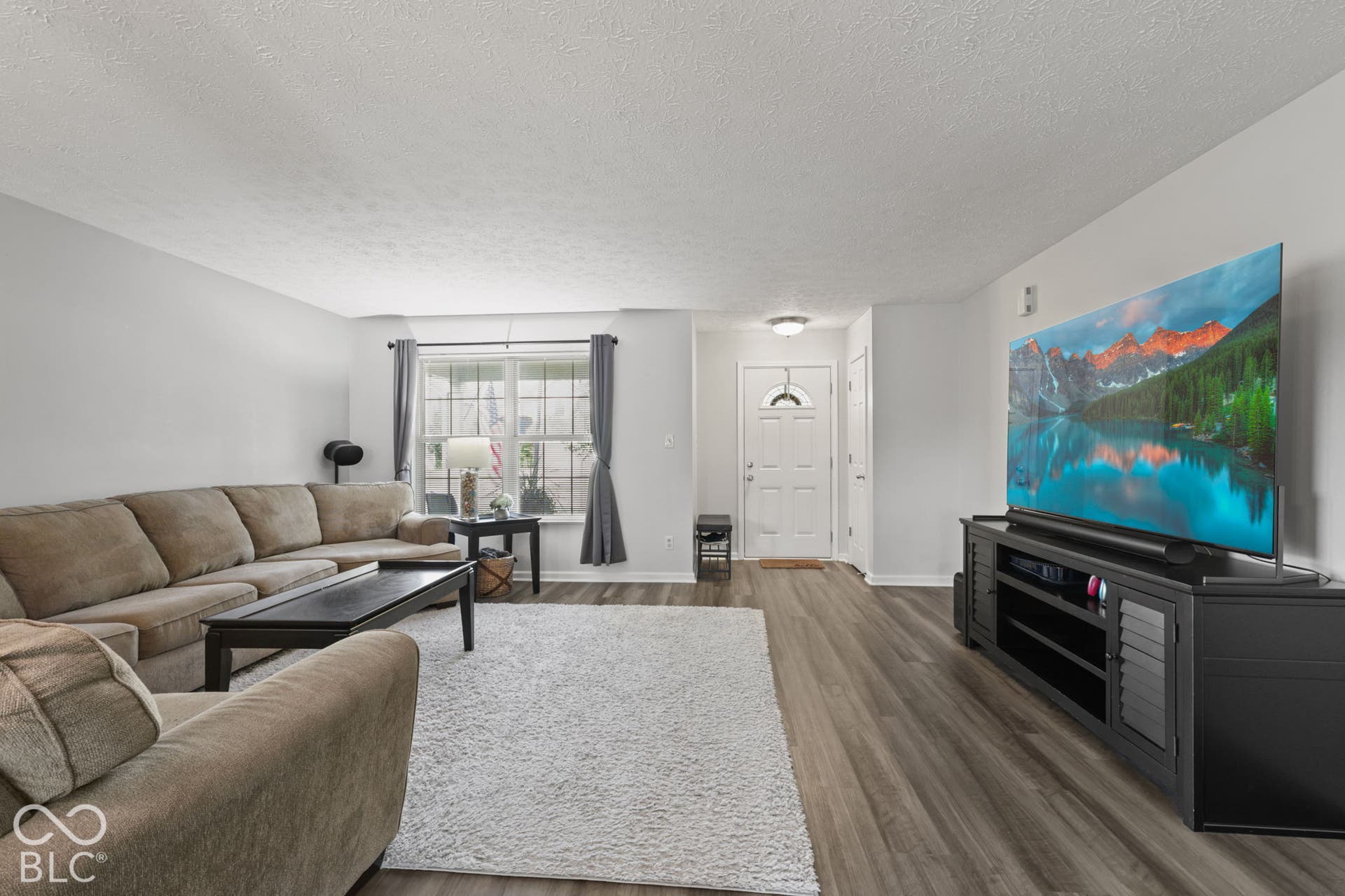 7829 Sergi Canyon Drive, Indianapolis, IN 46217