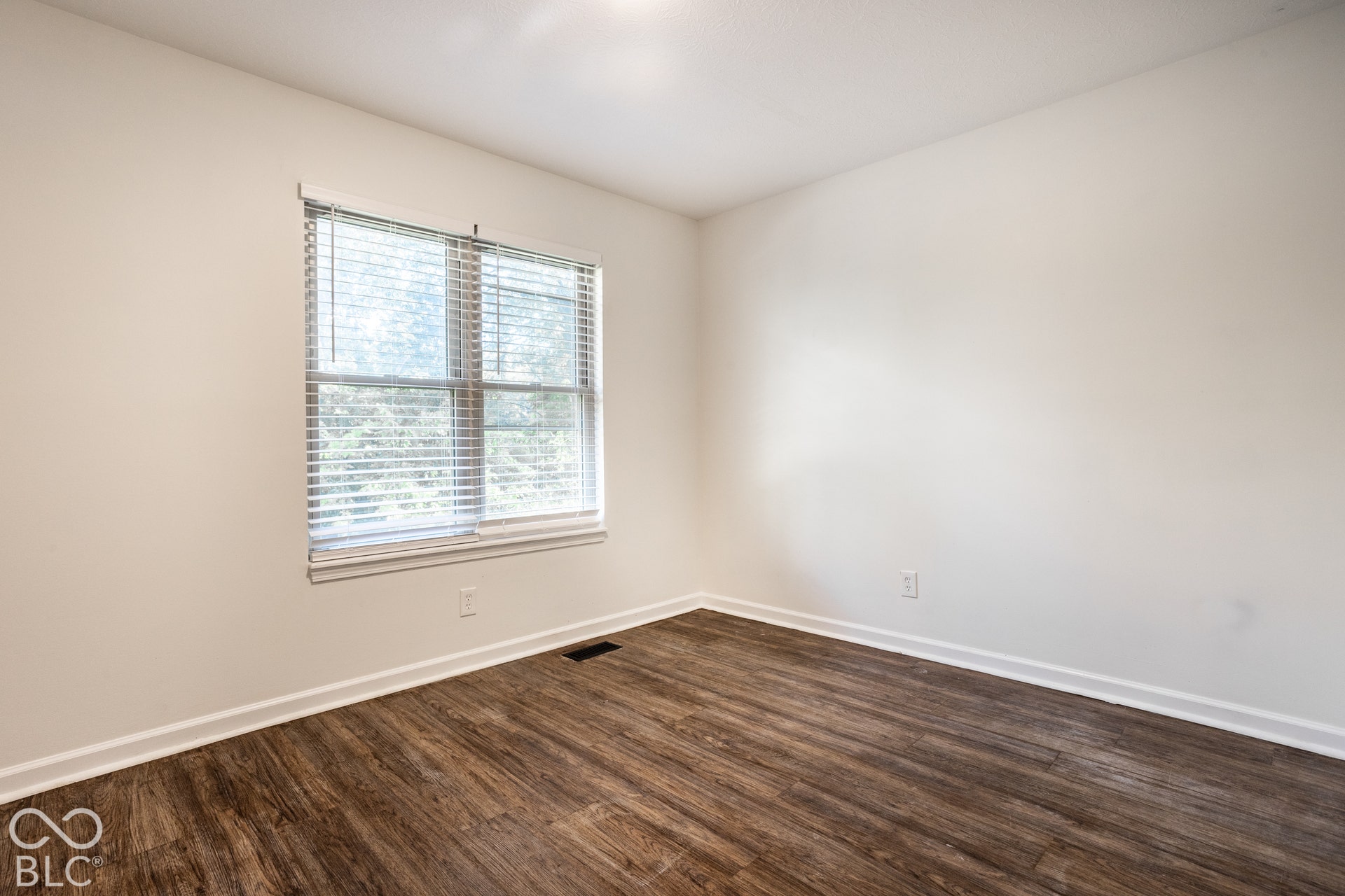 5318 Lacy Way, Greenwood, IN 46142