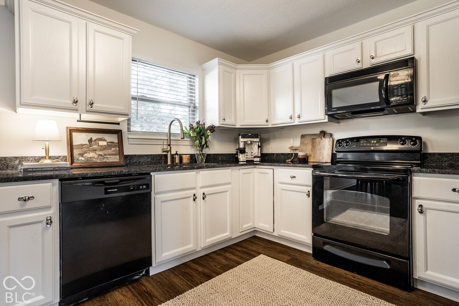 5318 Lacy Way, Greenwood, IN 46142