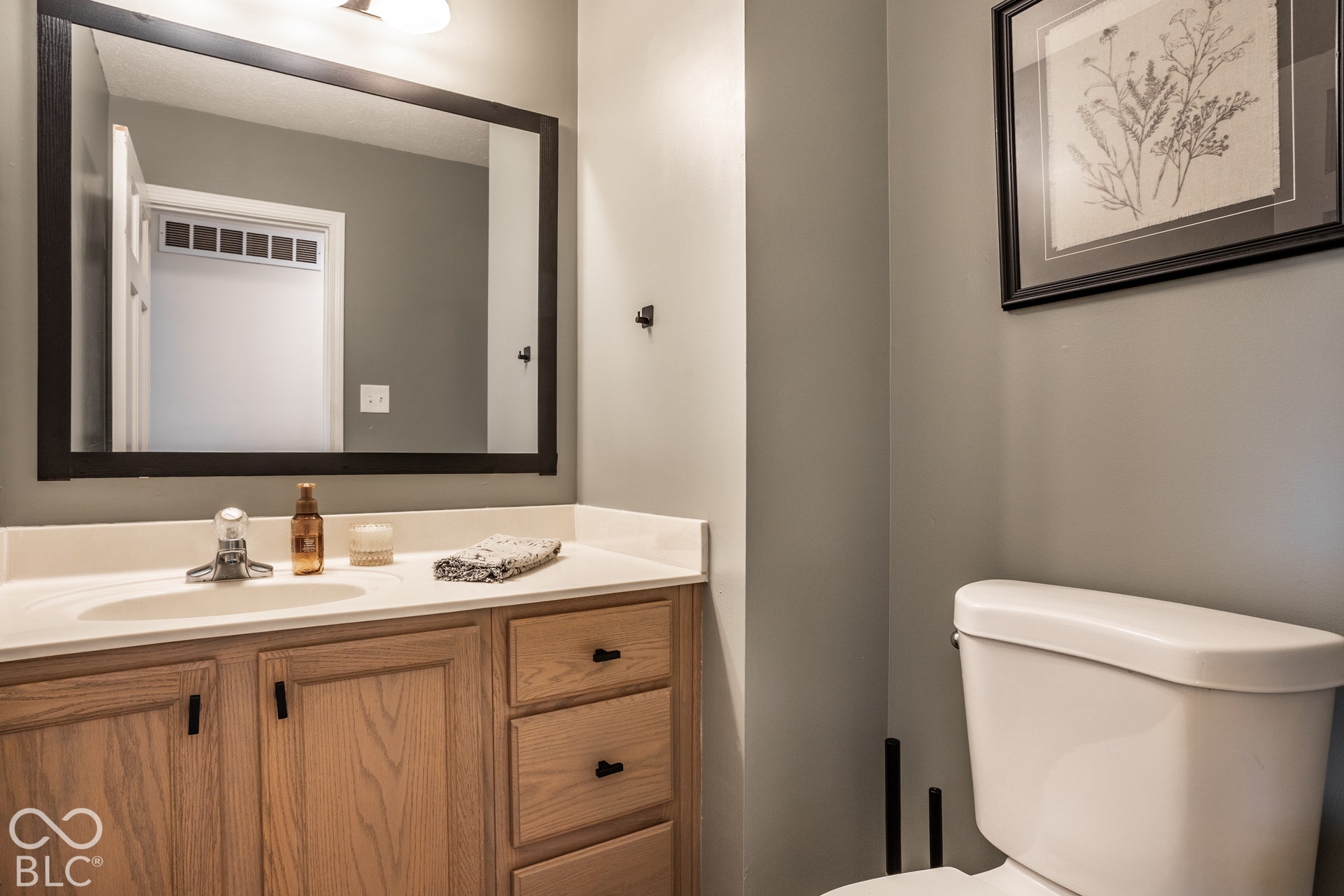 5318 Lacy Way, Greenwood, IN 46142