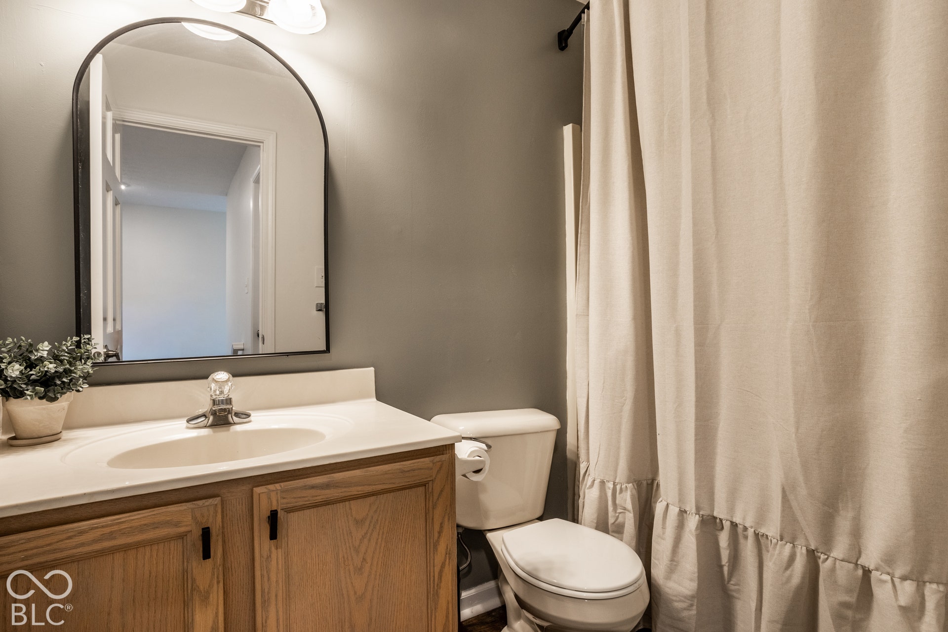 5318 Lacy Way, Greenwood, IN 46142