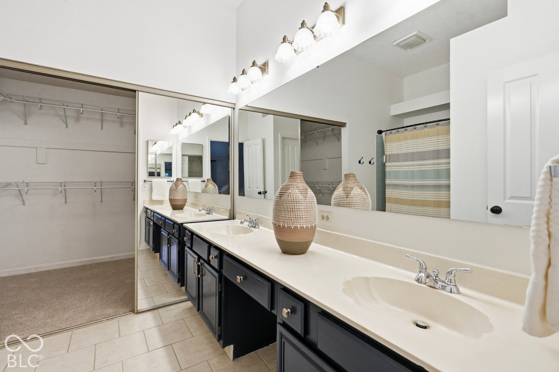 9925 Hamblin Court, Carmel, IN 46280 9925 Hamblin Court, Carmel, IN 46280