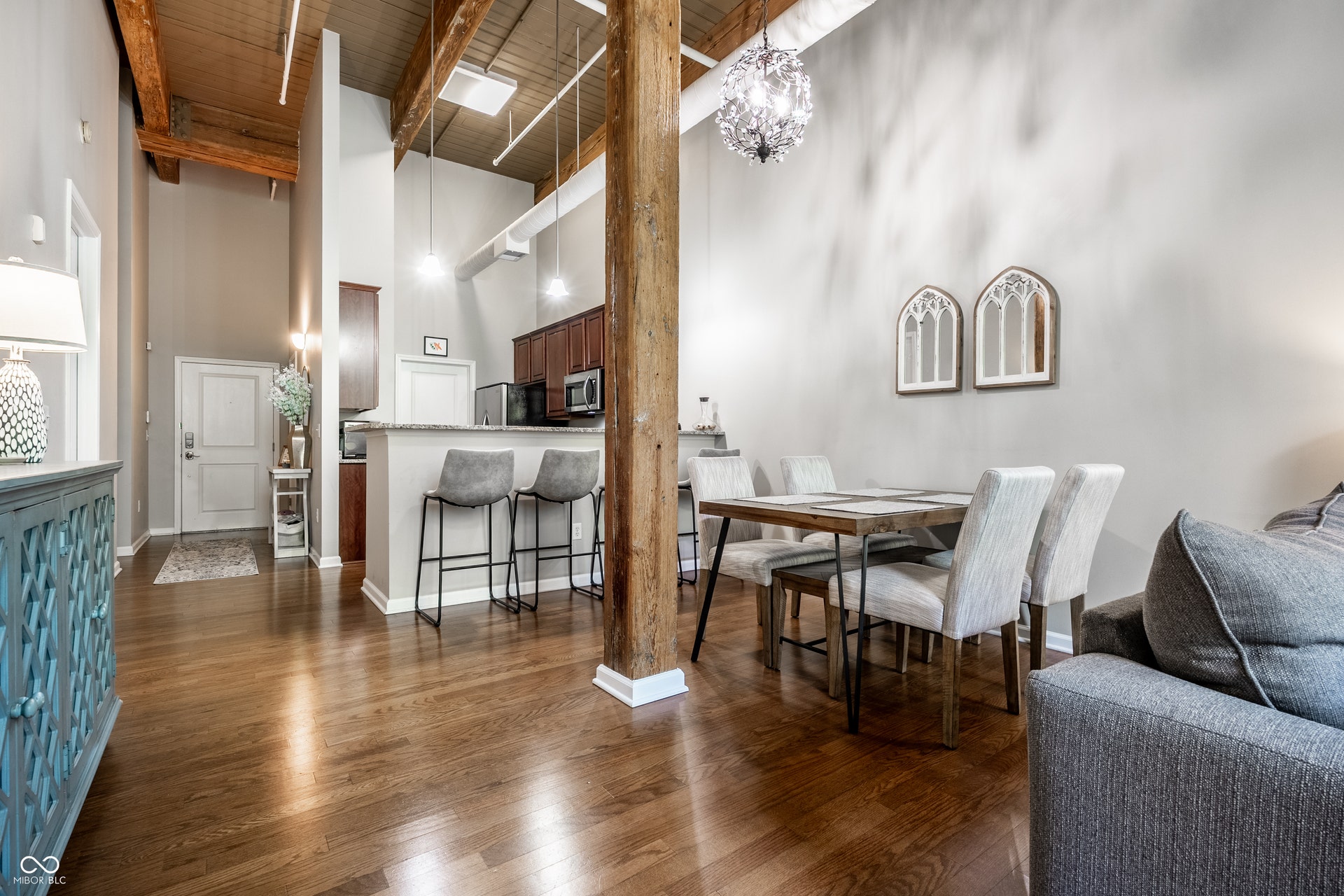 630 N College Avenue, Indianapolis, IN 46204