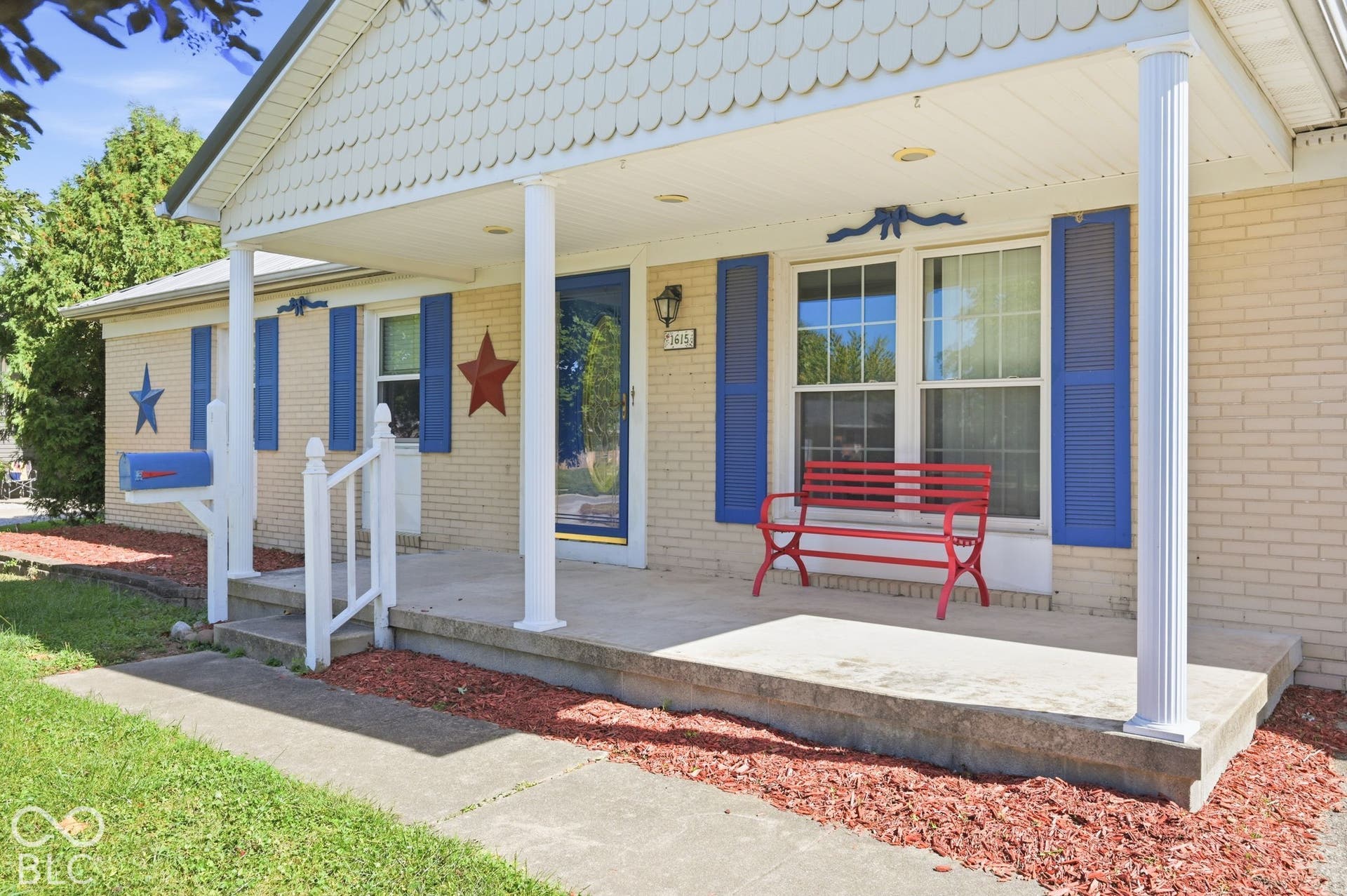 1615 Avenue East Street, Elwood, IN 46036