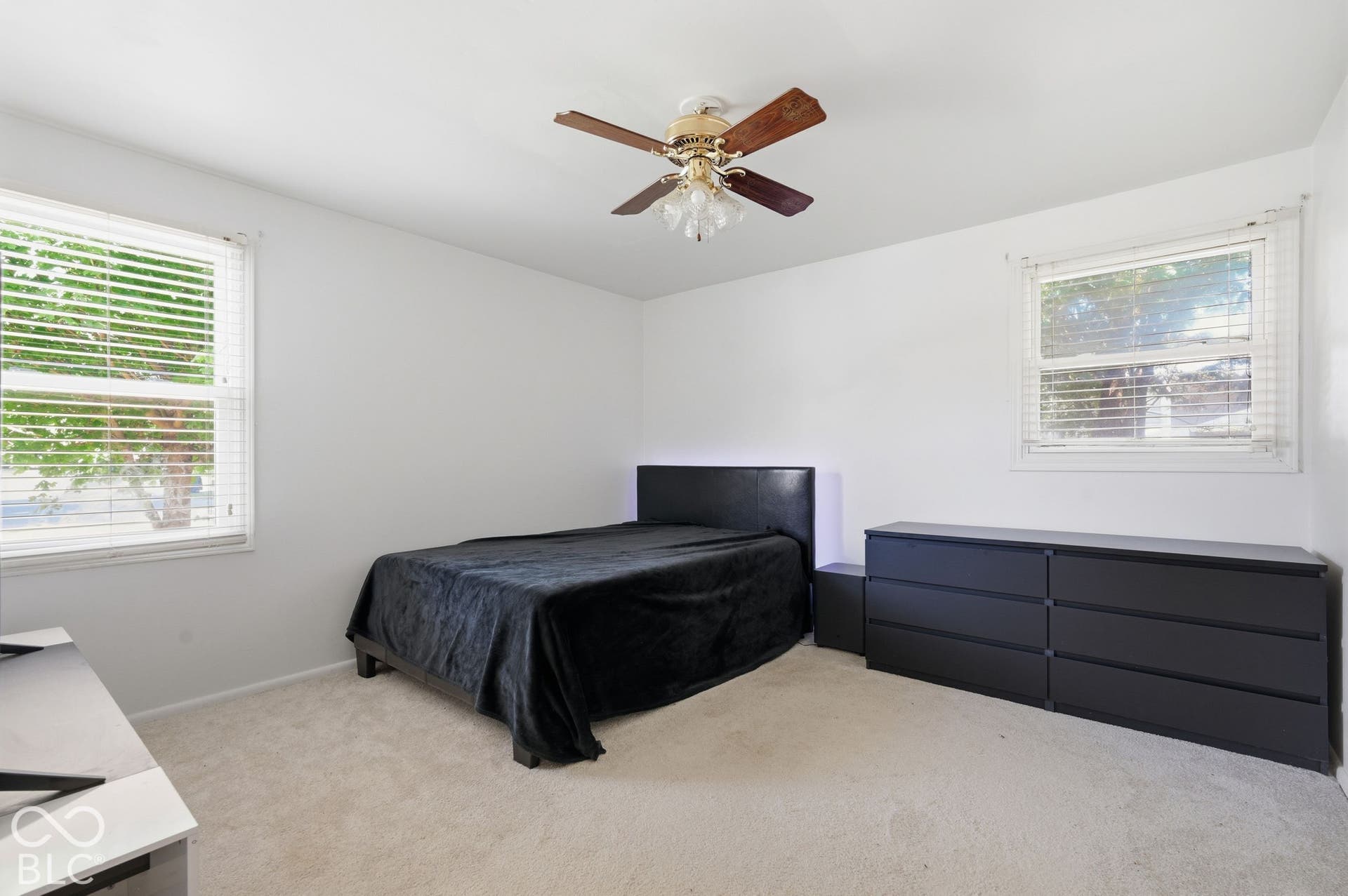1615 Avenue East Street, Elwood, IN 46036