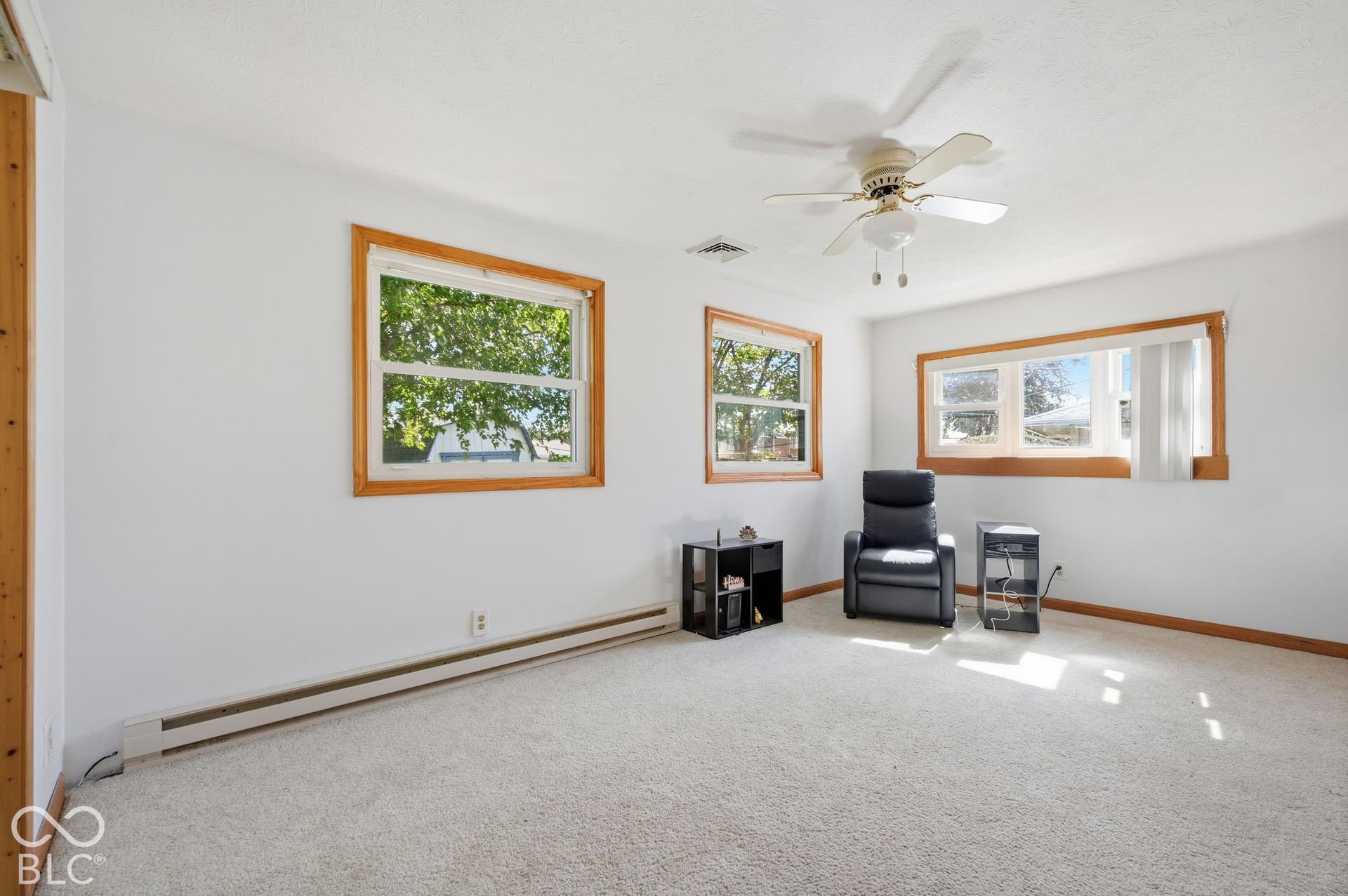 1615 Avenue East Street, Elwood, IN 46036