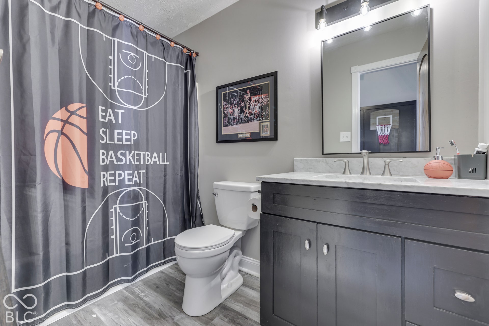 1307 E 125 S, Franklin, IN 46131 Full bathroom/tub shower combo
