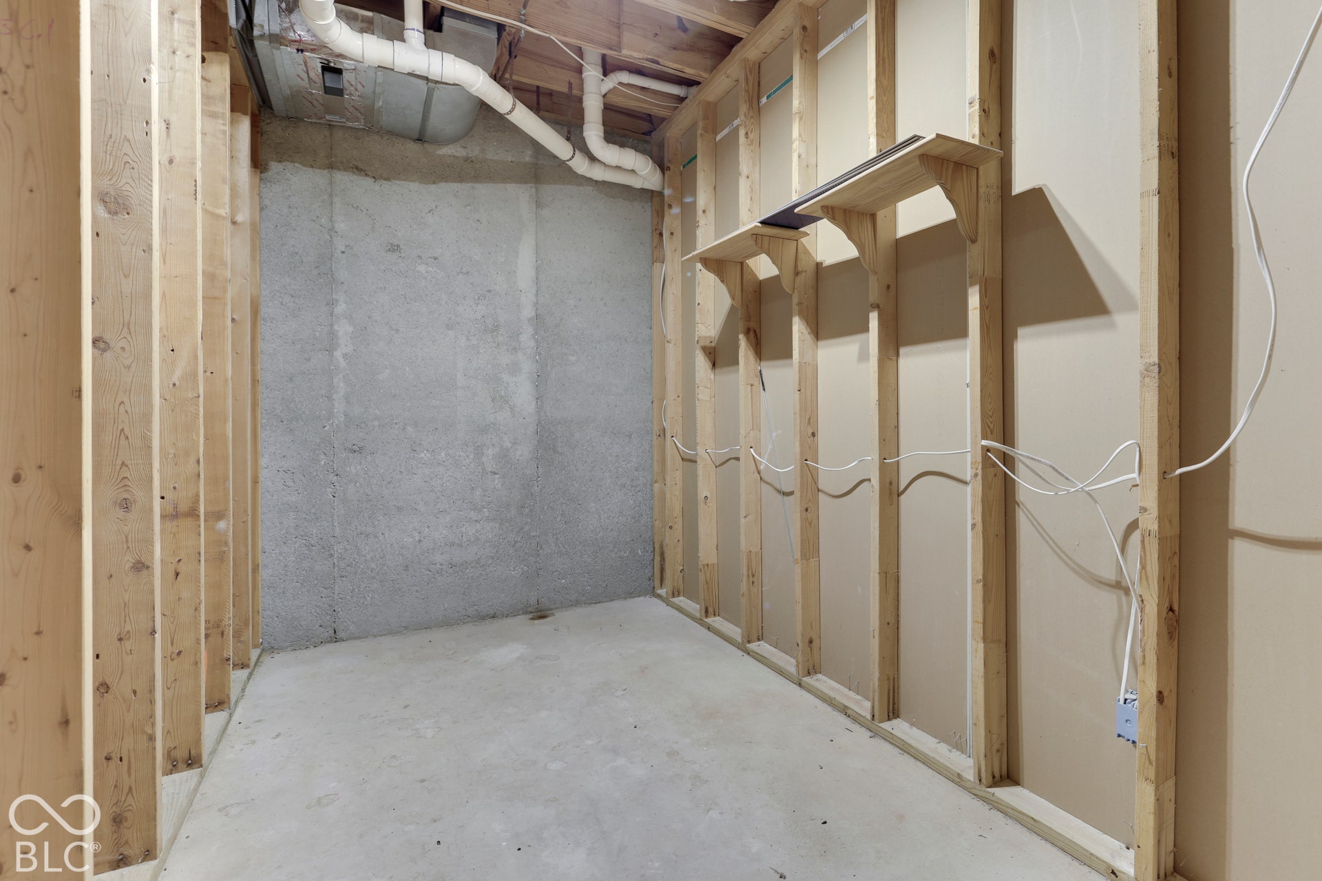 1307 E 125 S, Franklin, IN 46131 Unfinished storage room