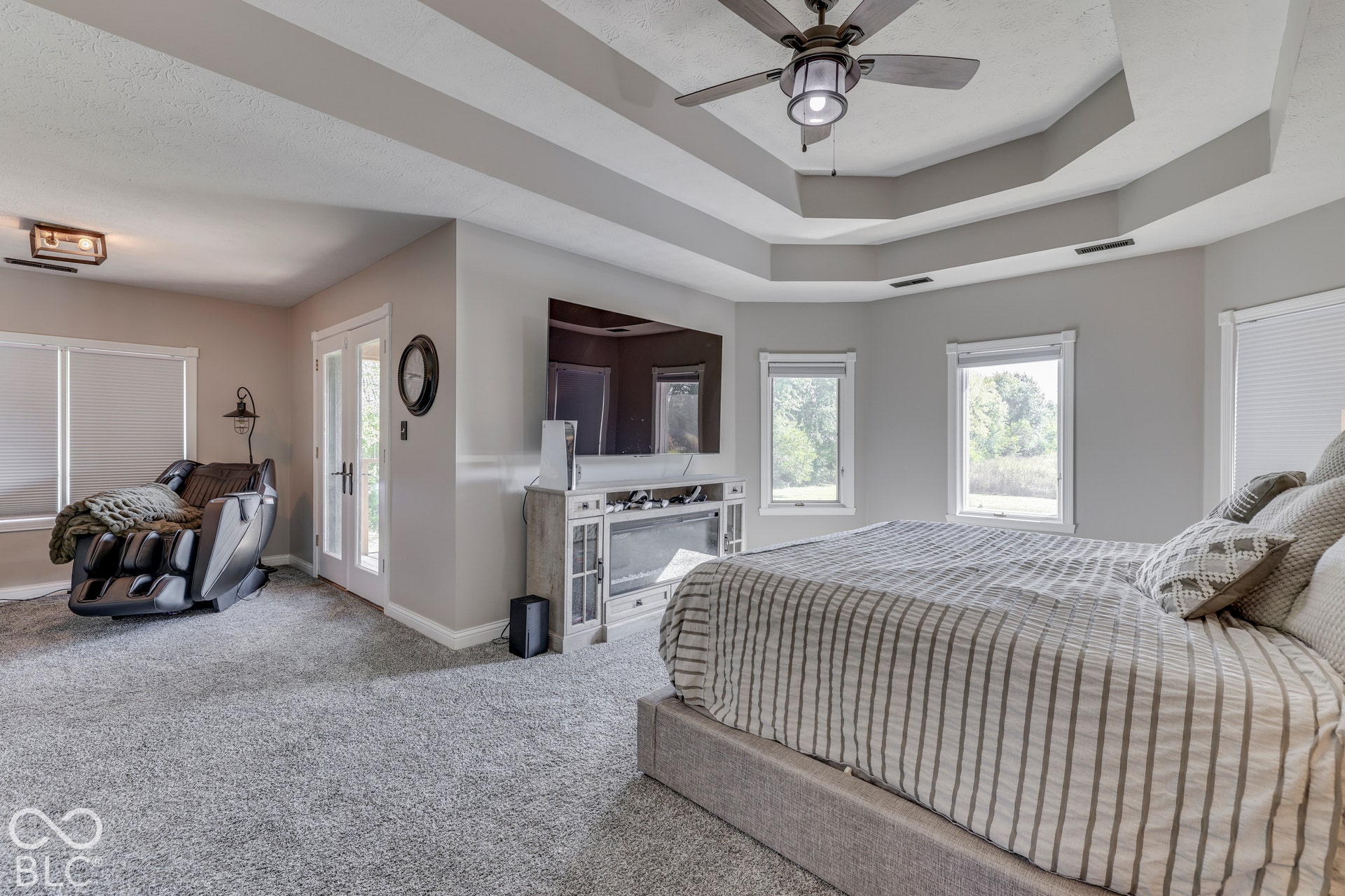 1307 E 125 S, Franklin, IN 46131 Double tray ceiling
