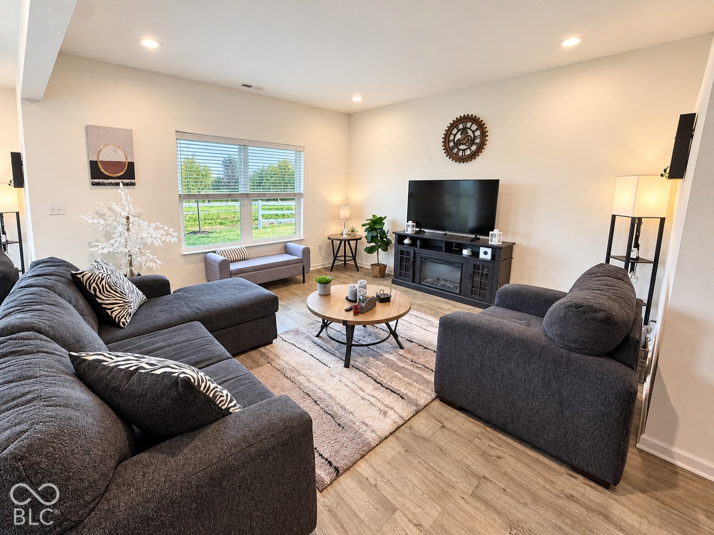 10844 Penwell, Indianapolis, IN 46235