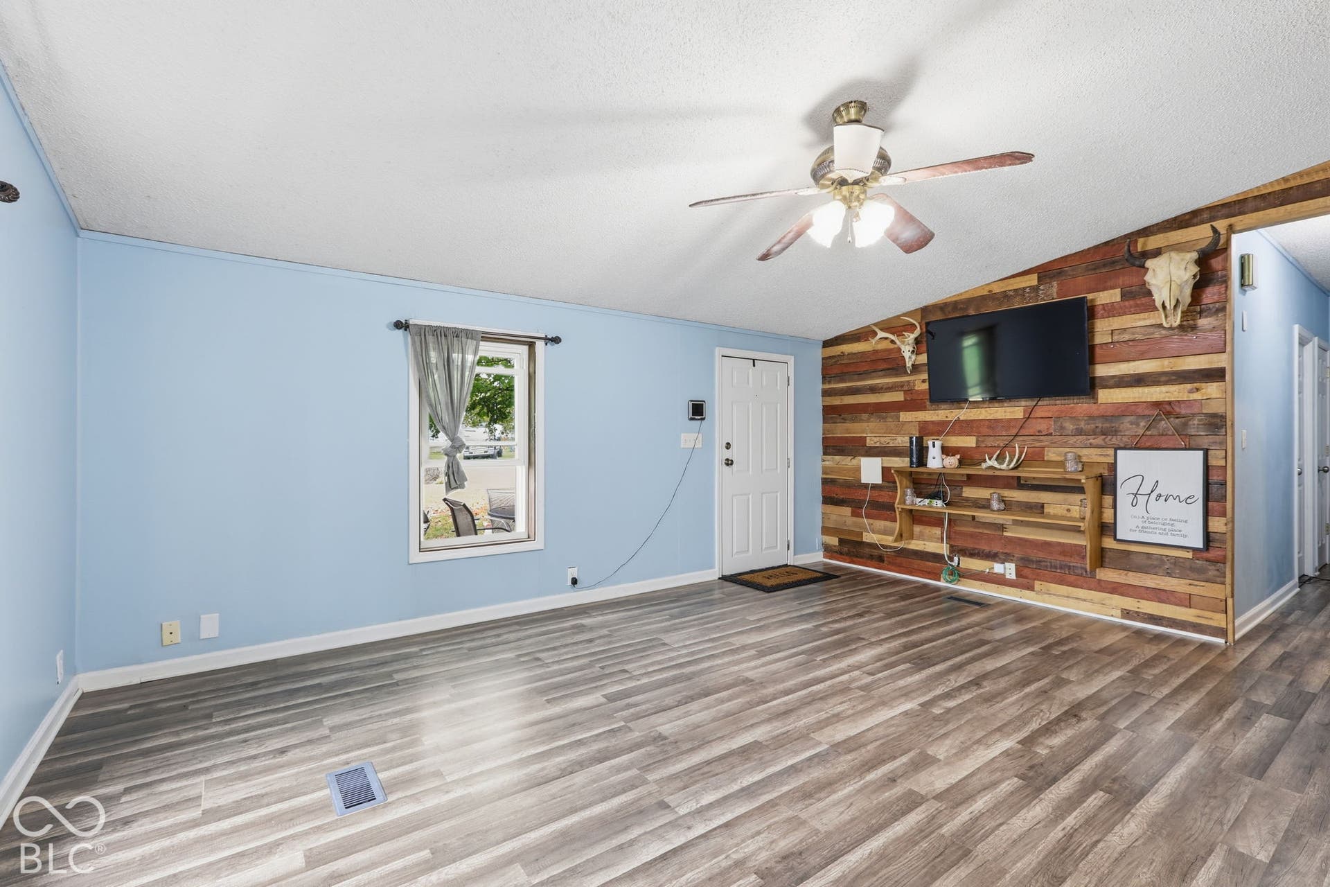 411 W 4th Street, Sheridan, IN 46069