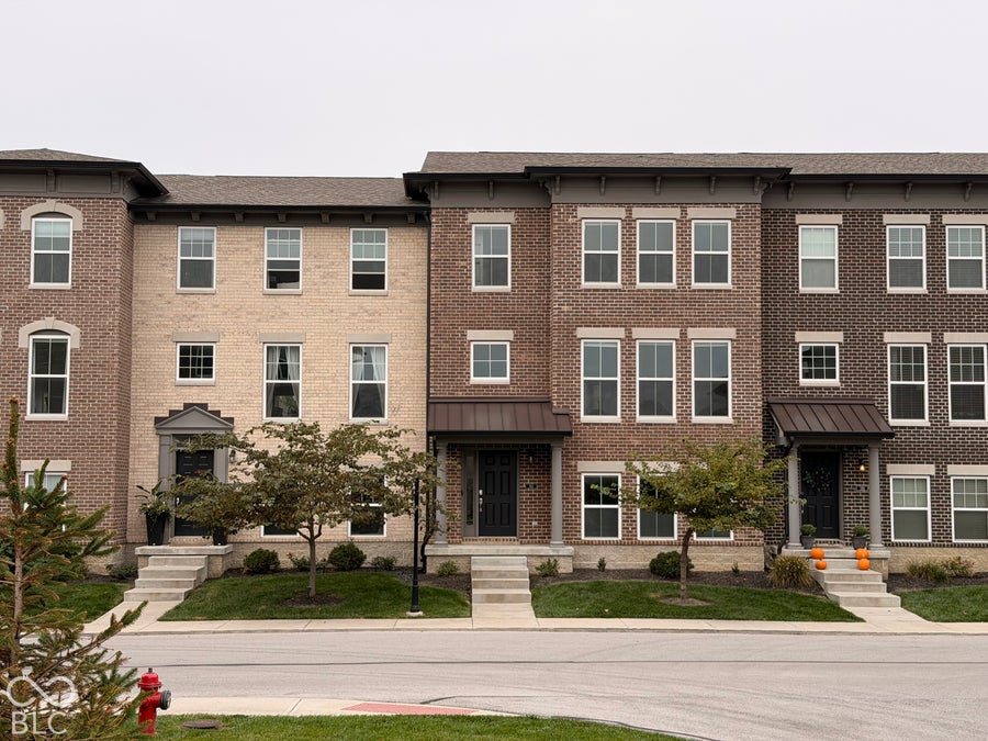 Property photo for 315 Fairfax Way, Zionsville, IN