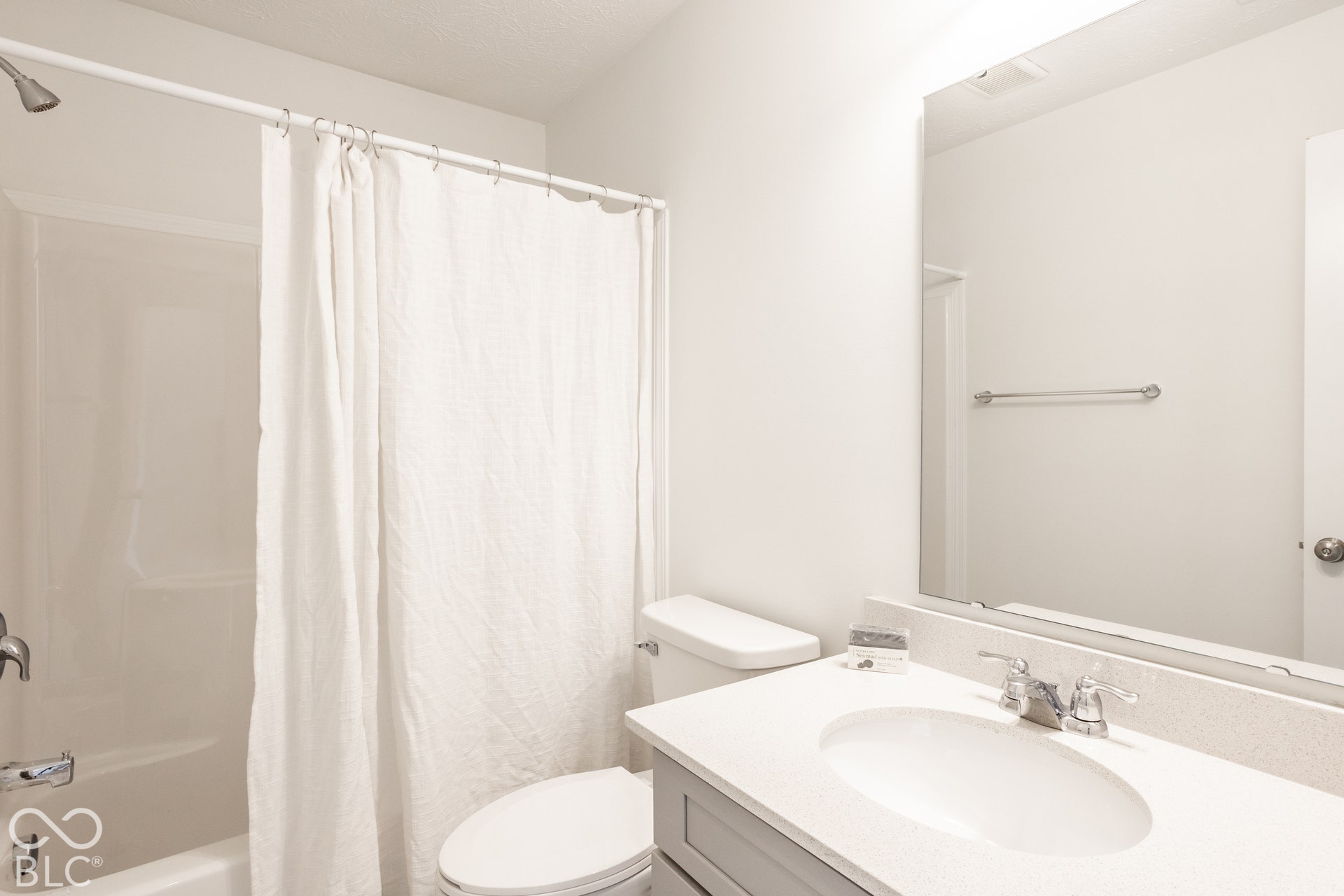 13062 Grand Vue Drive, Carmel, IN 46032