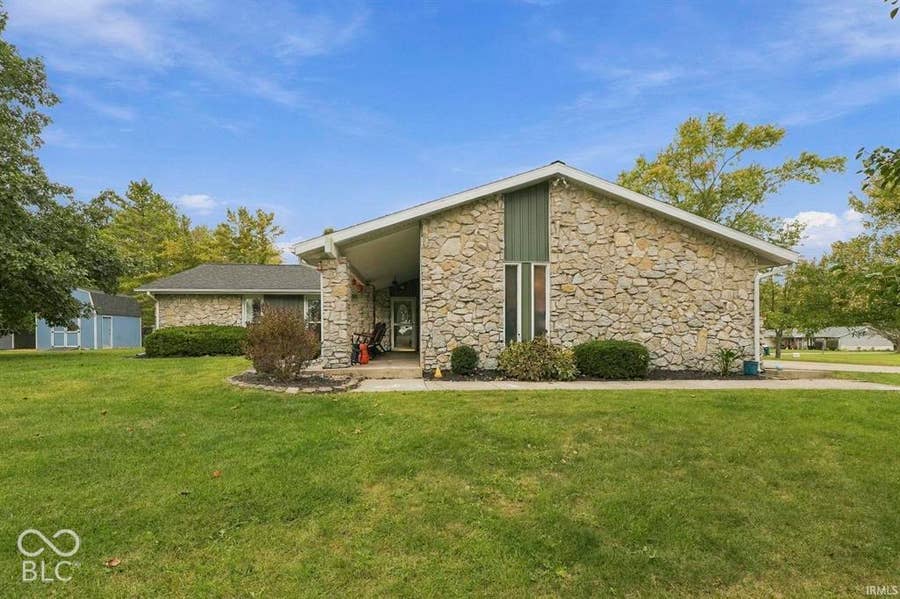 Property photo for 8301 N Santa Barbara Drive, Muncie, IN