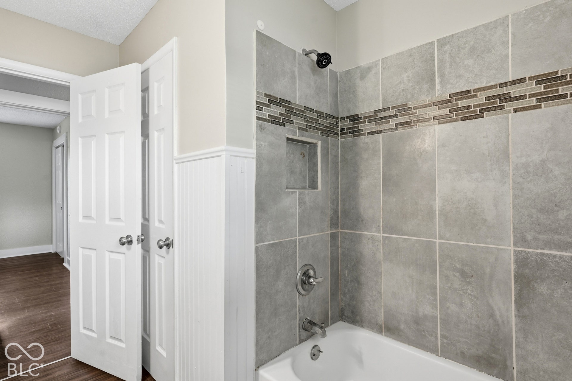 2260 E Thompson Road, Indianapolis, IN 46227
