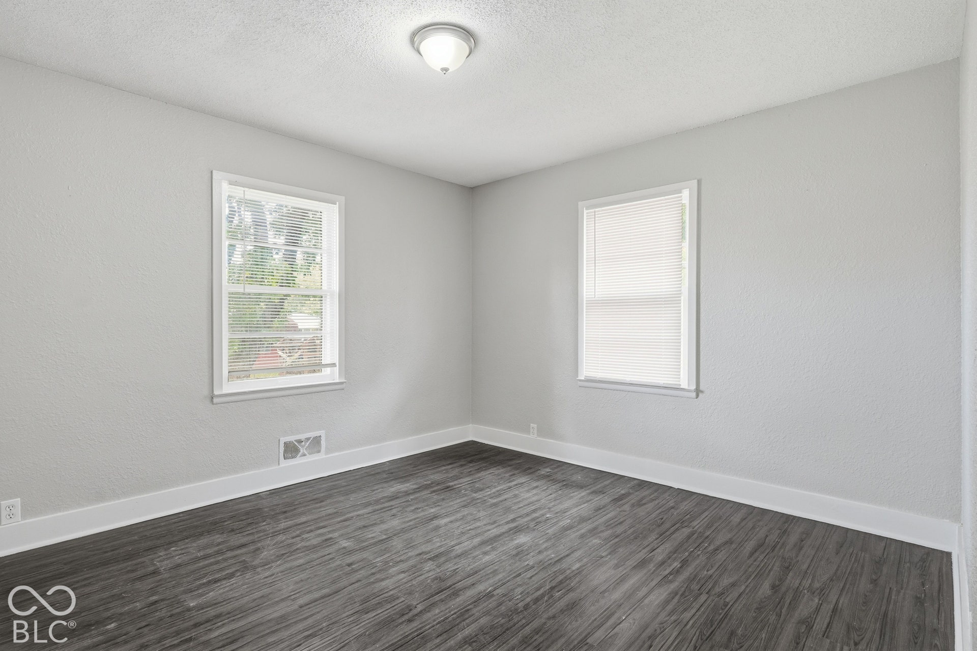 2260 E Thompson Road, Indianapolis, IN 46227