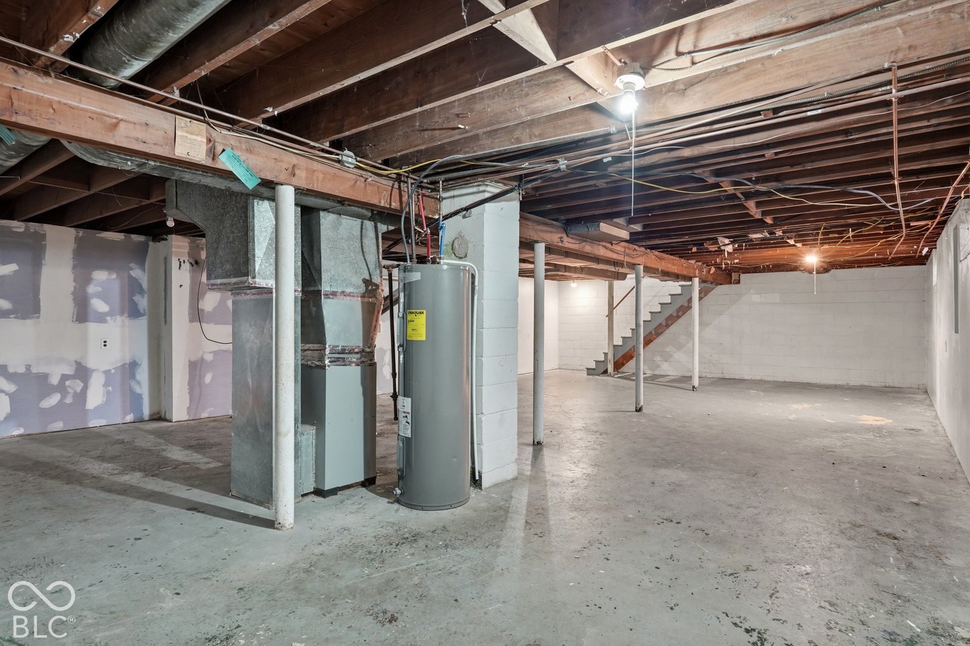2260 E Thompson Road, Indianapolis, IN 46227