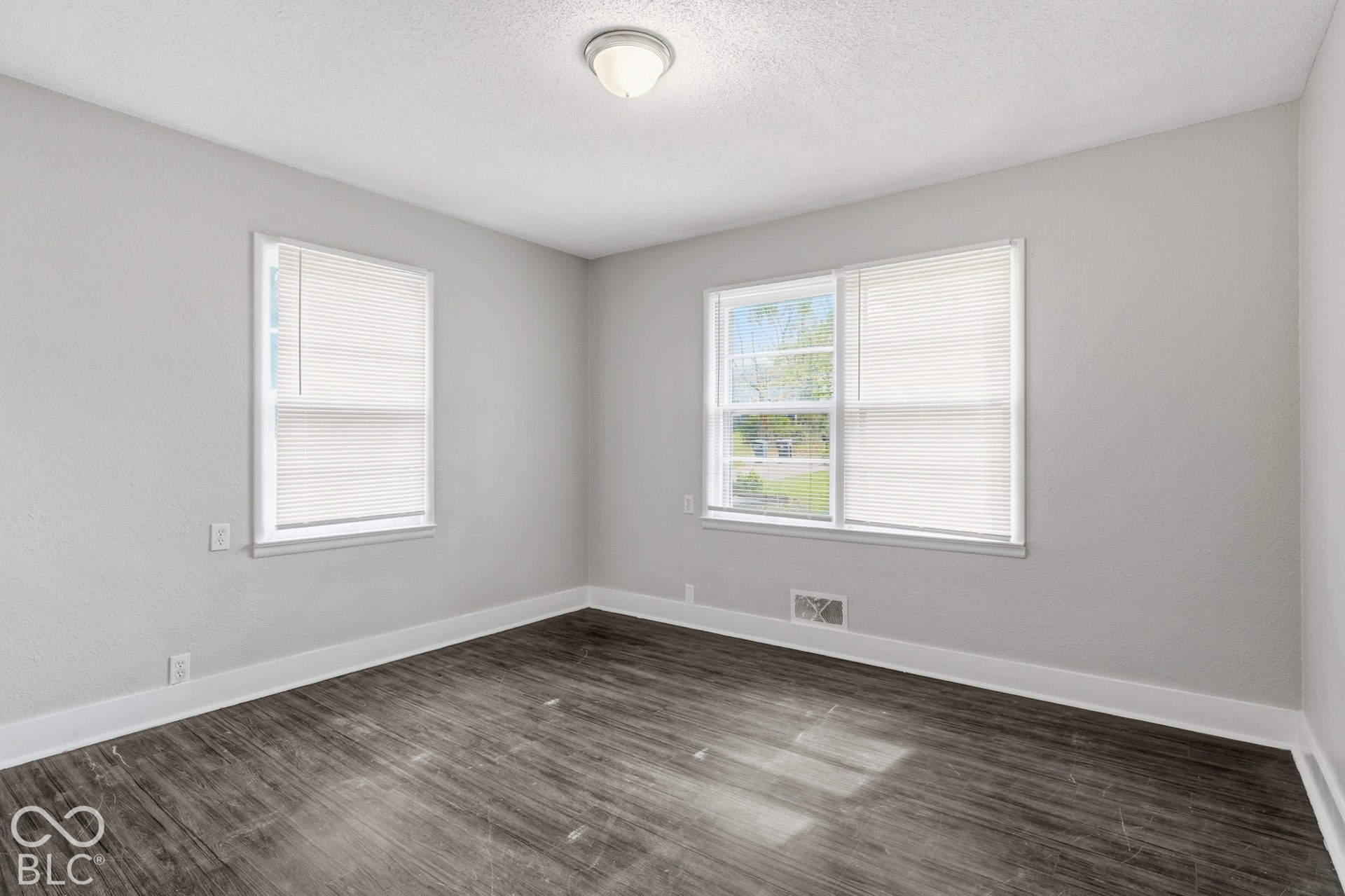 2260 E Thompson Road, Indianapolis, IN 46227