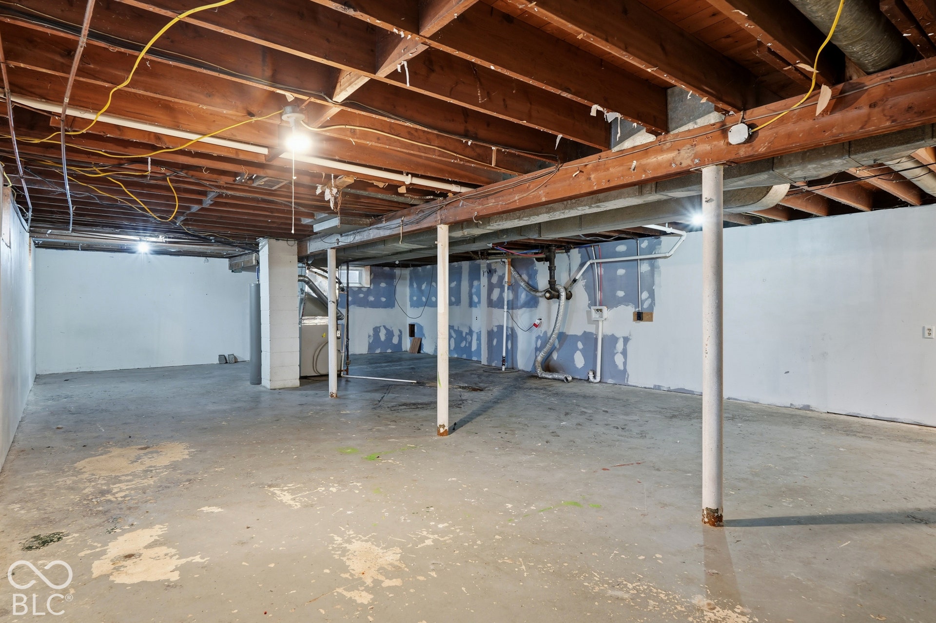 2260 E Thompson Road, Indianapolis, IN 46227
