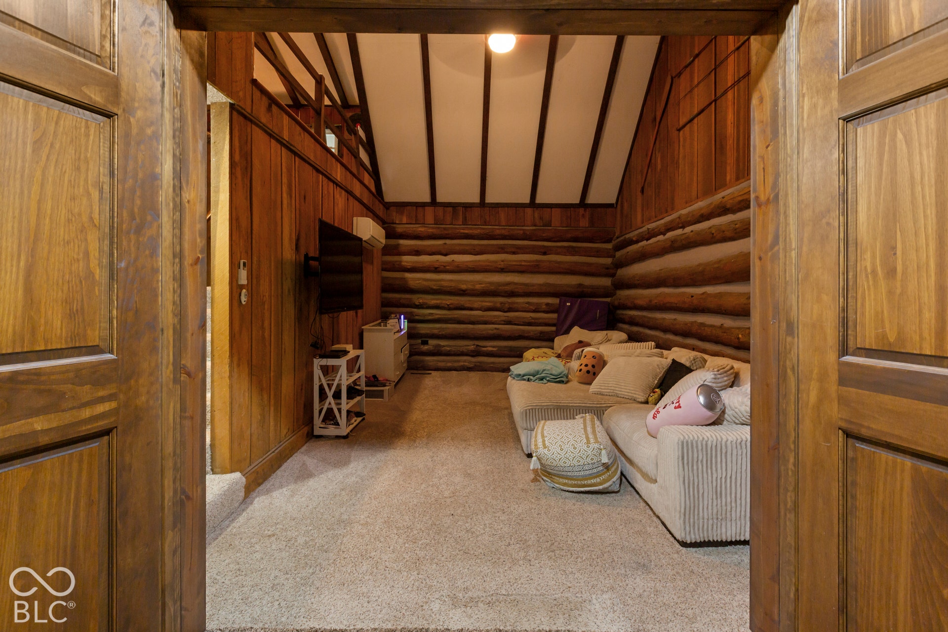 15208 Flower Gap Road, Borden, IN 47106
