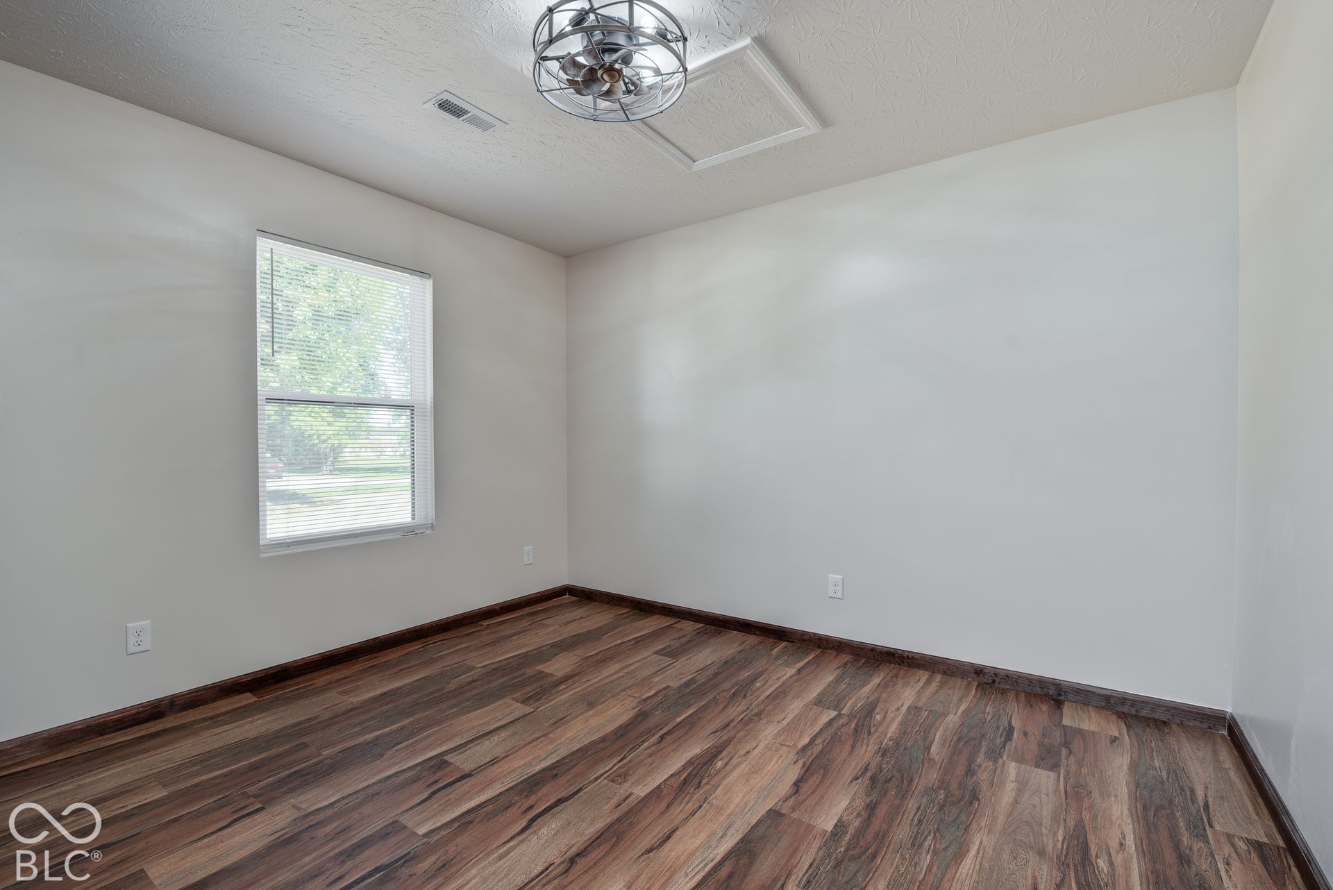 1309 W Gibson Street, Austin, IN 47102