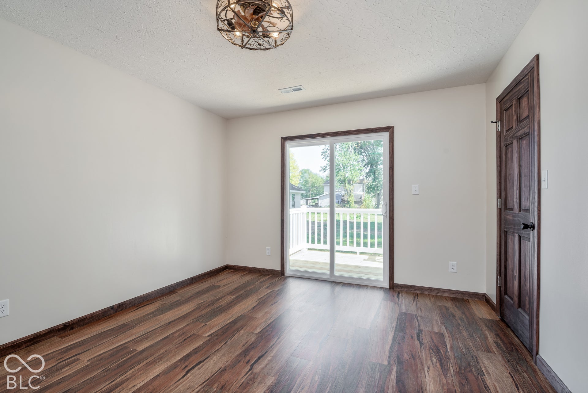 1309 W Gibson Street, Austin, IN 47102