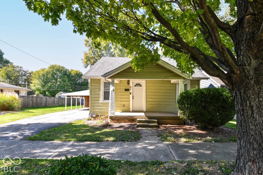 Property photo for 896 Young Street, Franklin, IN