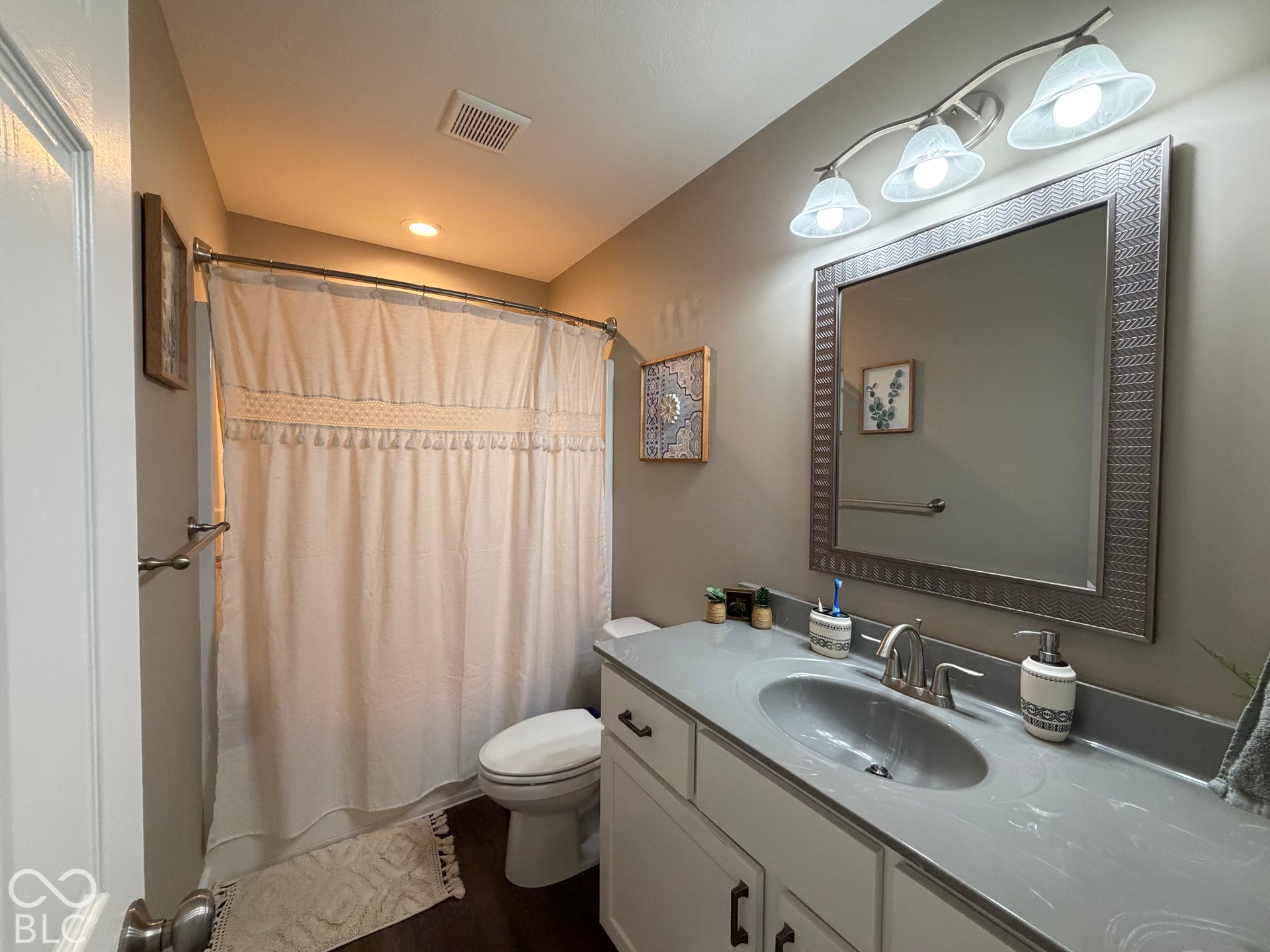 332 Crestwood Avenue, Crawfordsville, IN 47933