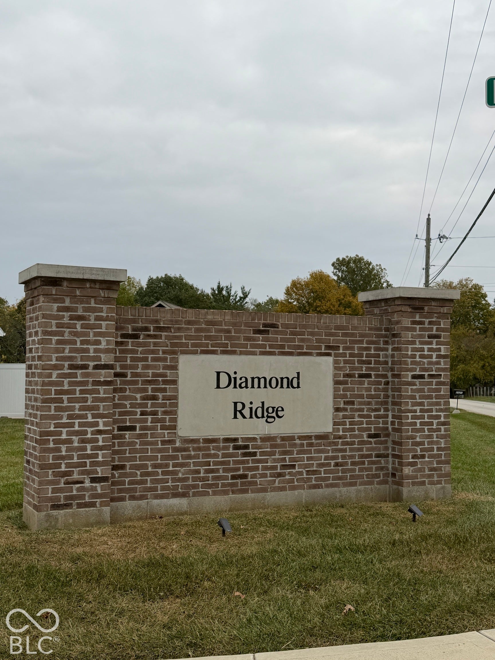 332 Crestwood Avenue, Crawfordsville, IN 47933