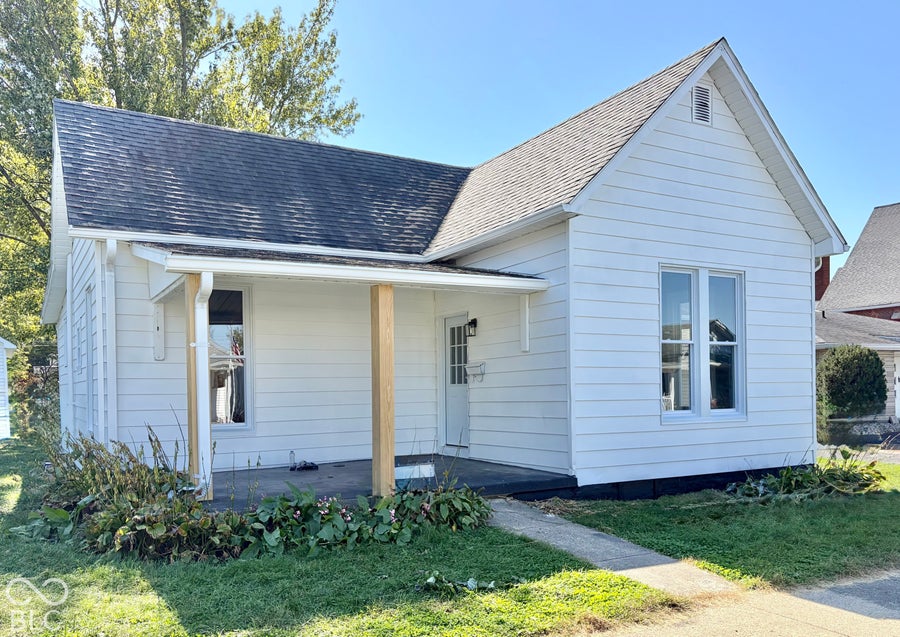 Property photo for 515 Jackson Street, Hope, IN