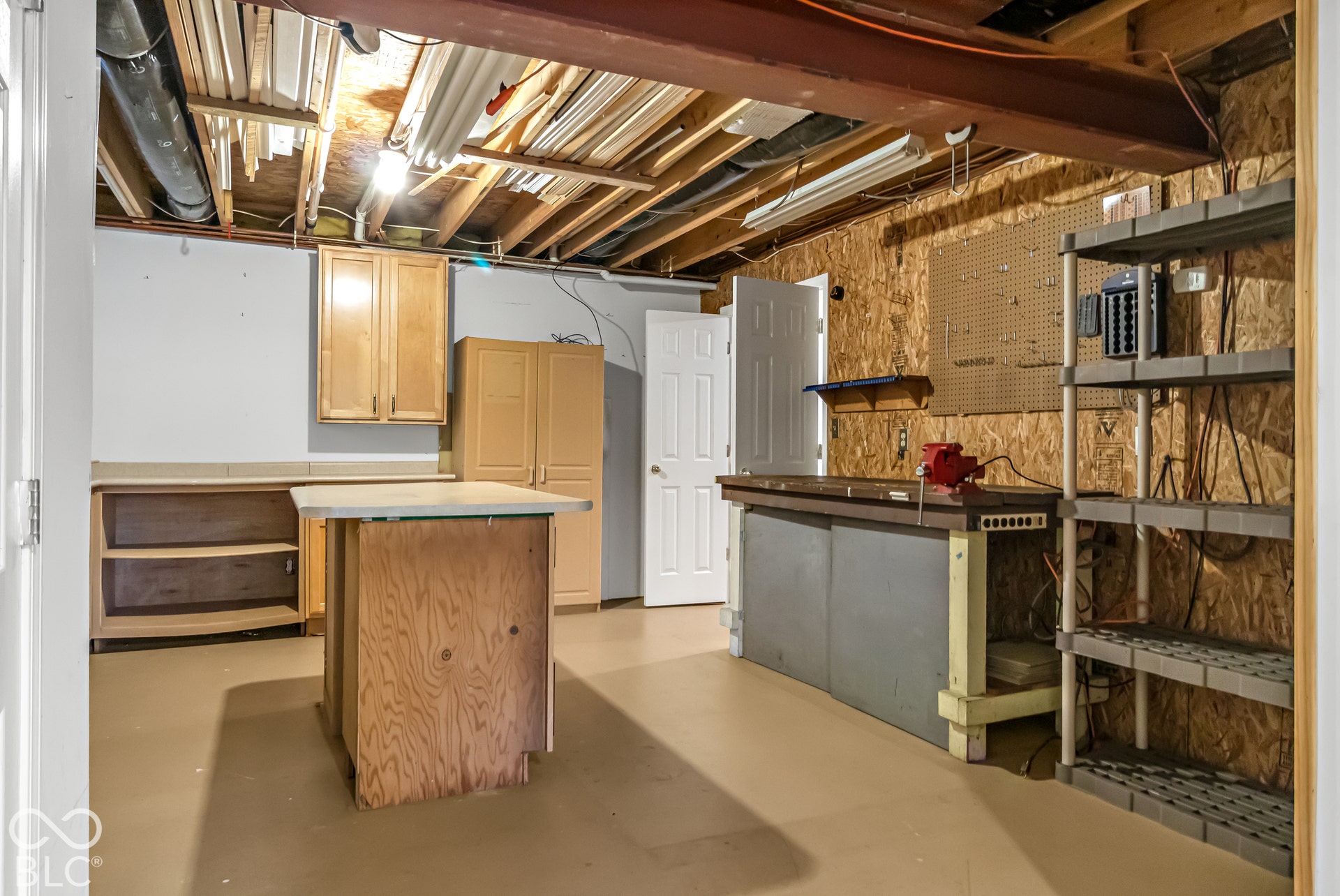 6763 Woodcliff Circle, Zionsville, IN 46077 6763 Woodcliff Circle, Zionsville, IN 46077