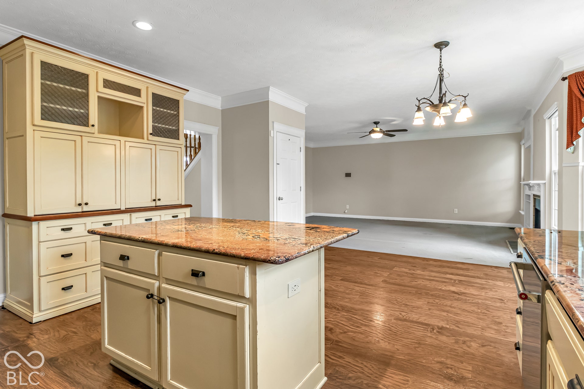 6763 Woodcliff Circle, Zionsville, IN 46077 6763 Woodcliff Circle, Zionsville, IN 46077