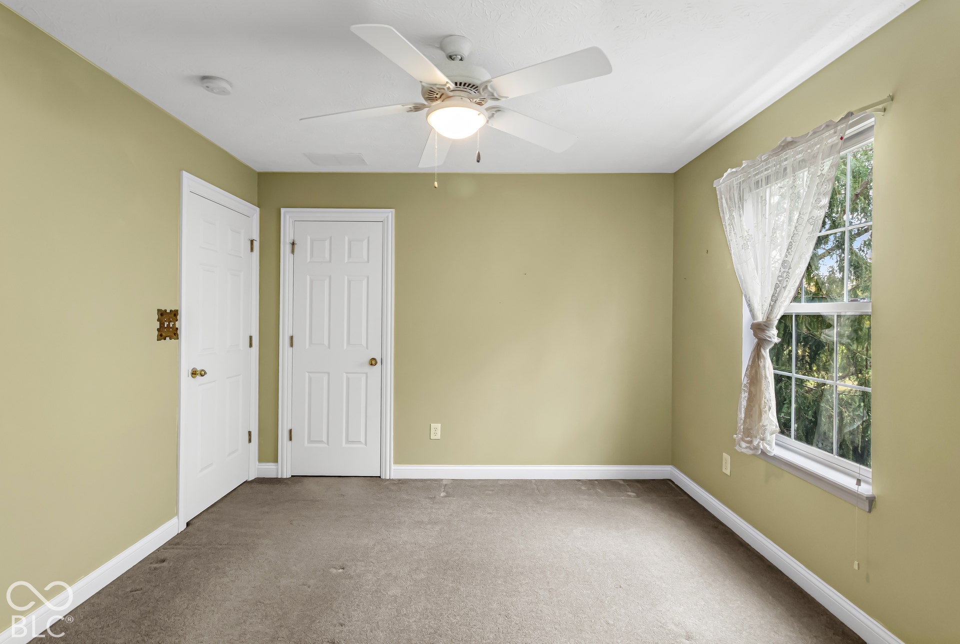 6763 Woodcliff Circle, Zionsville, IN 46077 6763 Woodcliff Circle, Zionsville, IN 46077