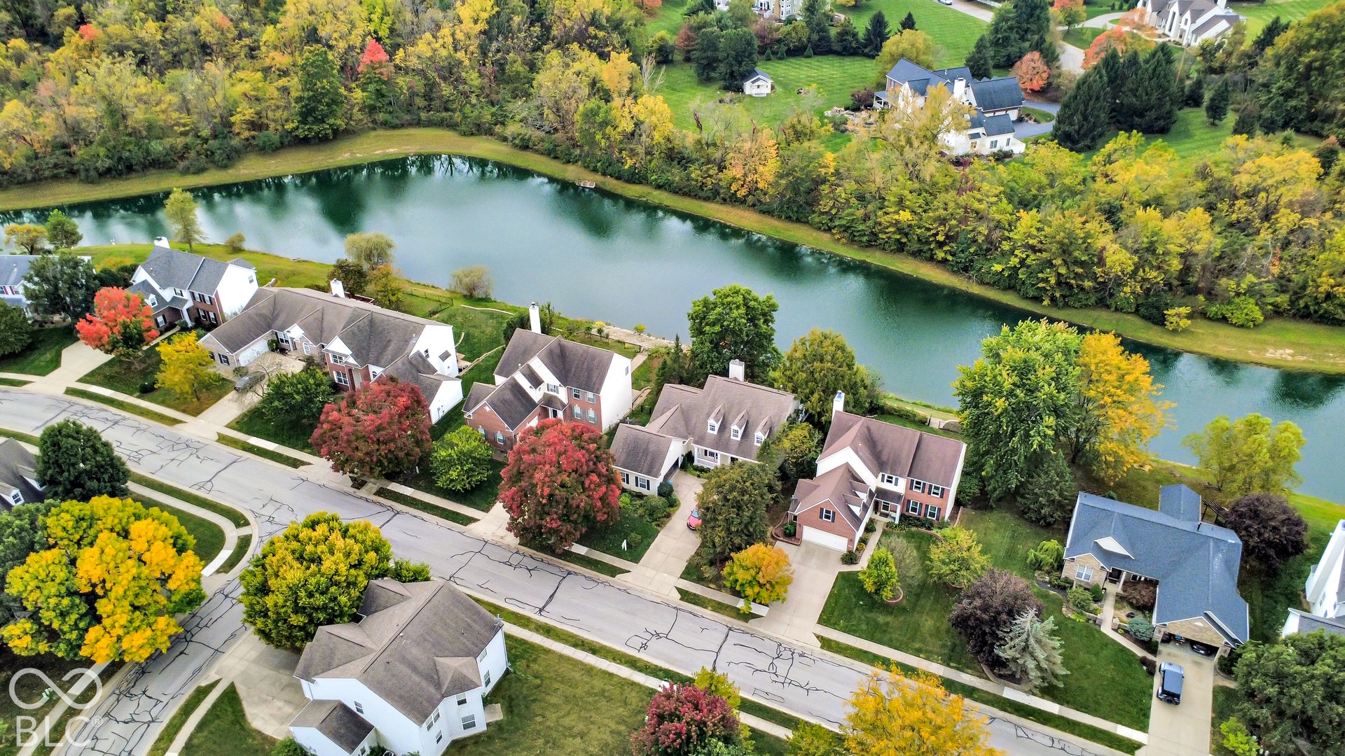 6763 Woodcliff Circle, Zionsville, IN 46077 6763 Woodcliff Circle, Zionsville, IN 46077