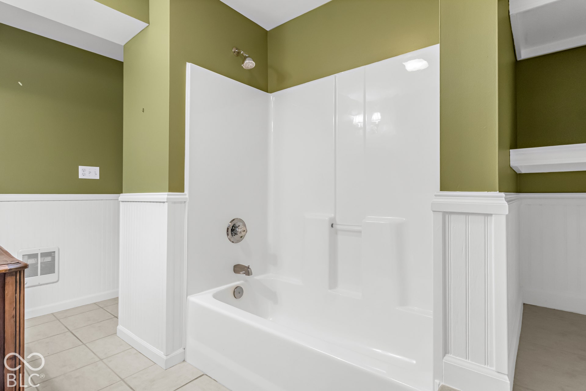 6763 Woodcliff Circle, Zionsville, IN 46077 6763 Woodcliff Circle, Zionsville, IN 46077