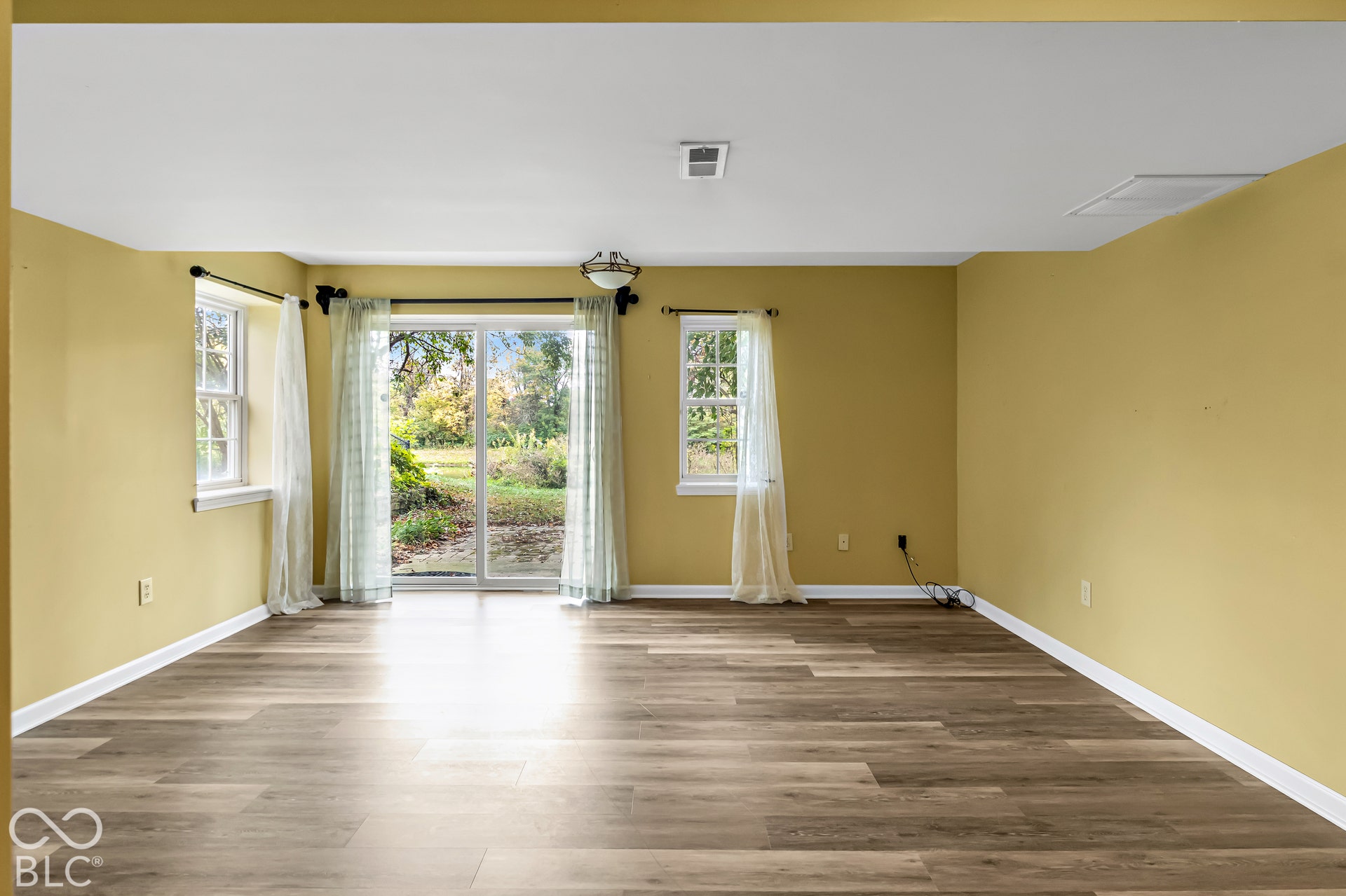 6763 Woodcliff Circle, Zionsville, IN 46077 Family/Rec Room Basement
