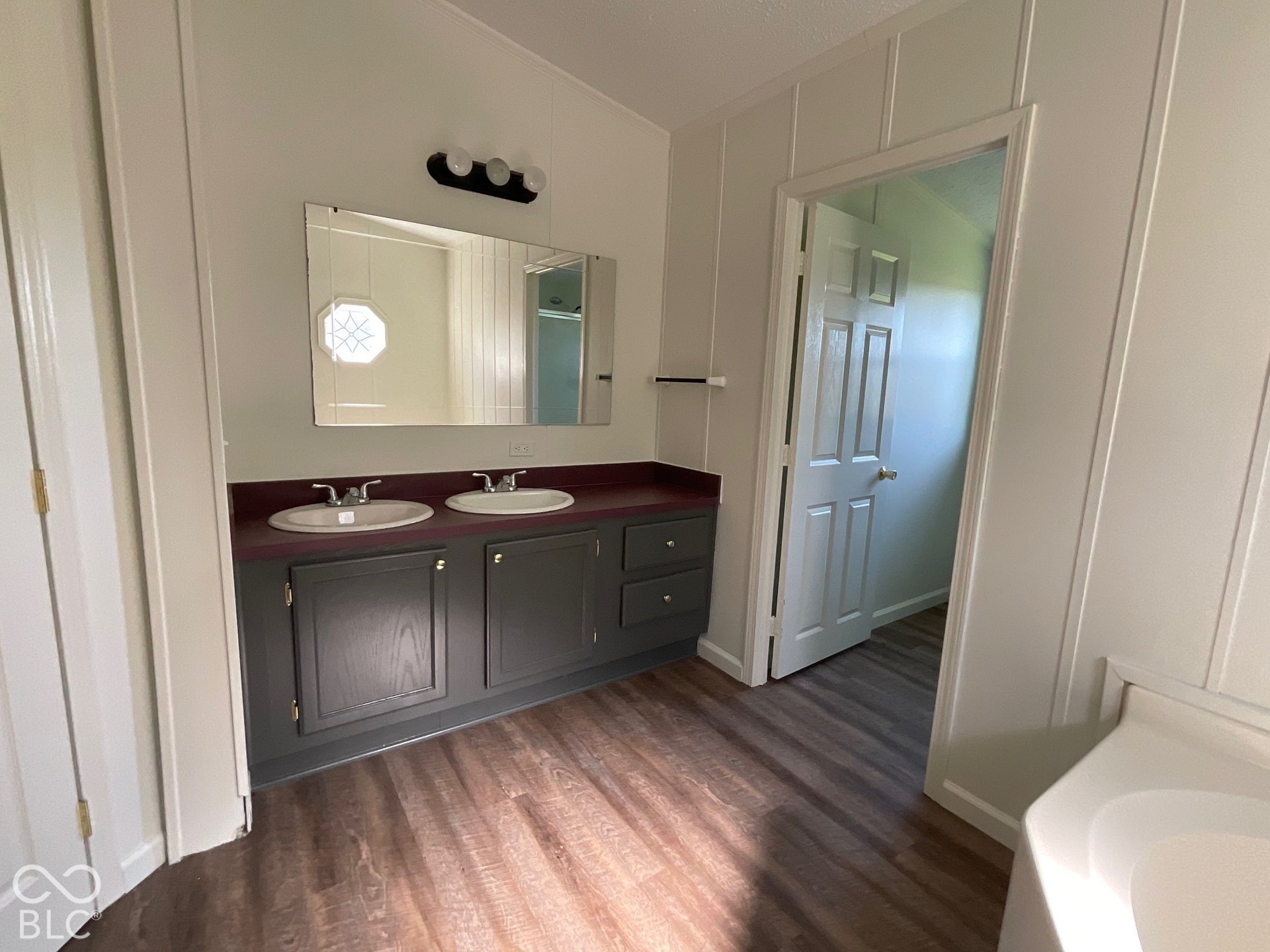 5267 S Coxville Road, Montezuma, IN 47862